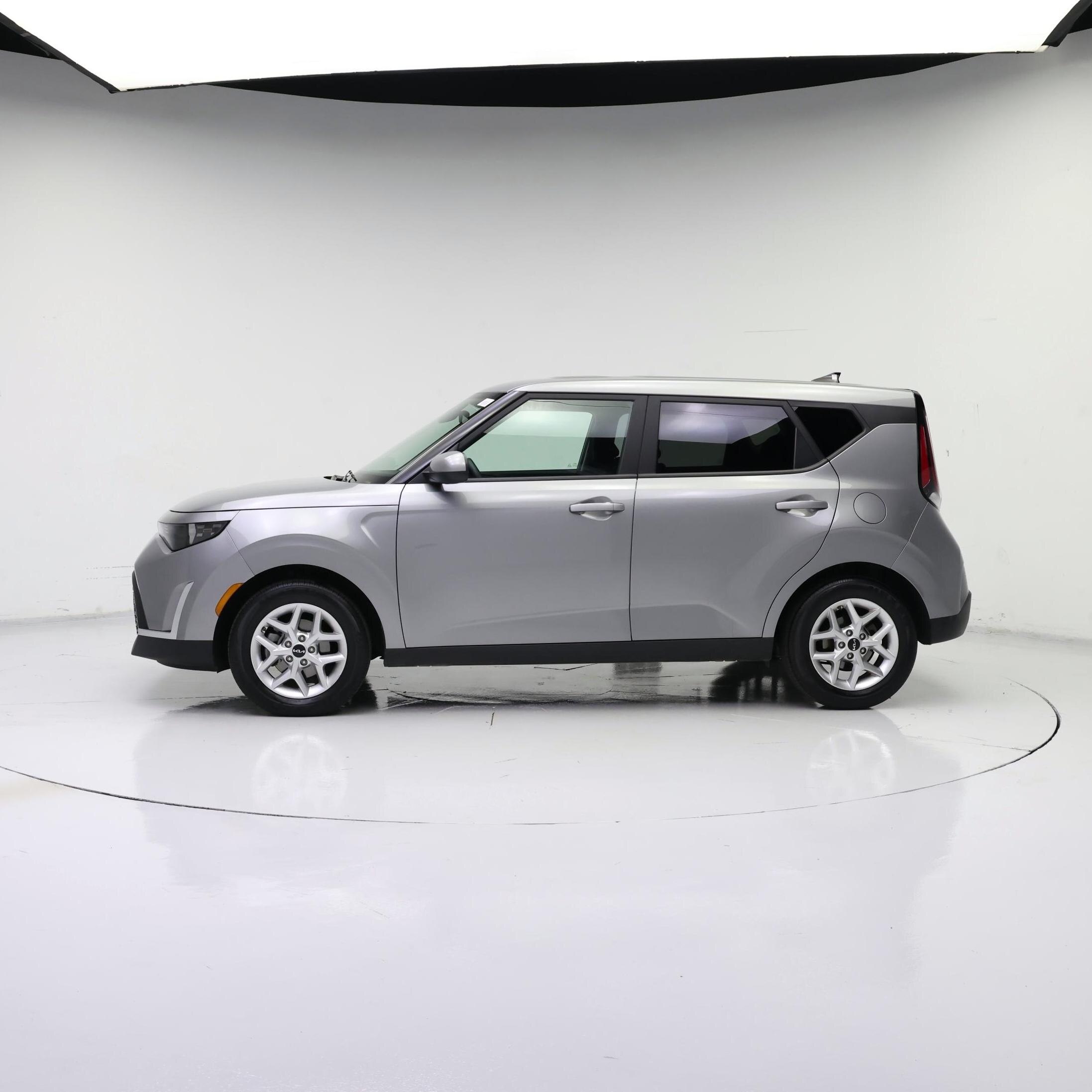 Thumbnail: 2025 Kia Soul - 3