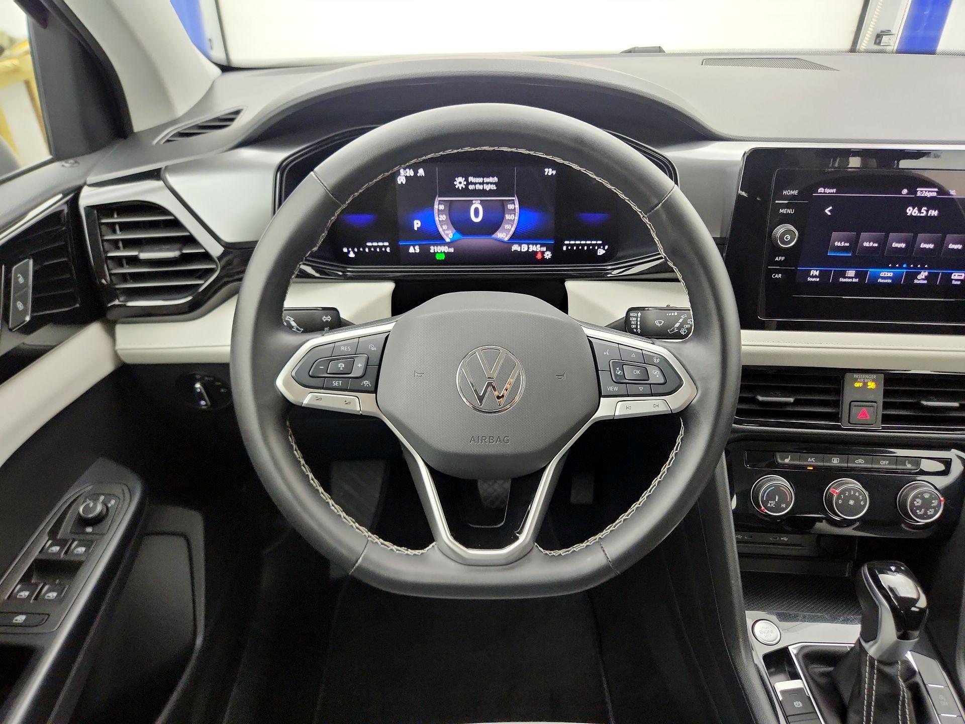 Thumbnail: 2025 Volkswagen Taos - 10