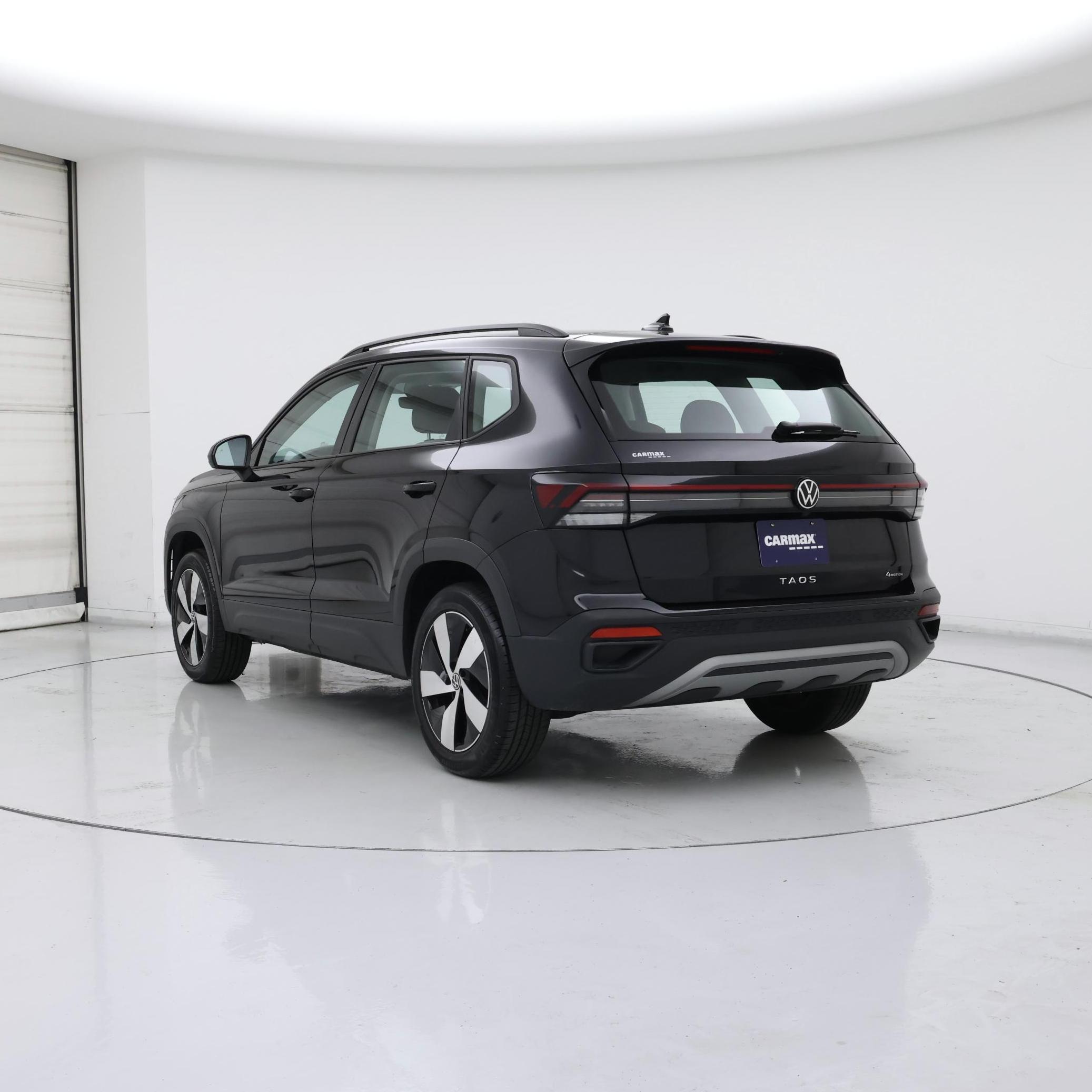 Thumbnail: 2025 Volkswagen Taos - 2