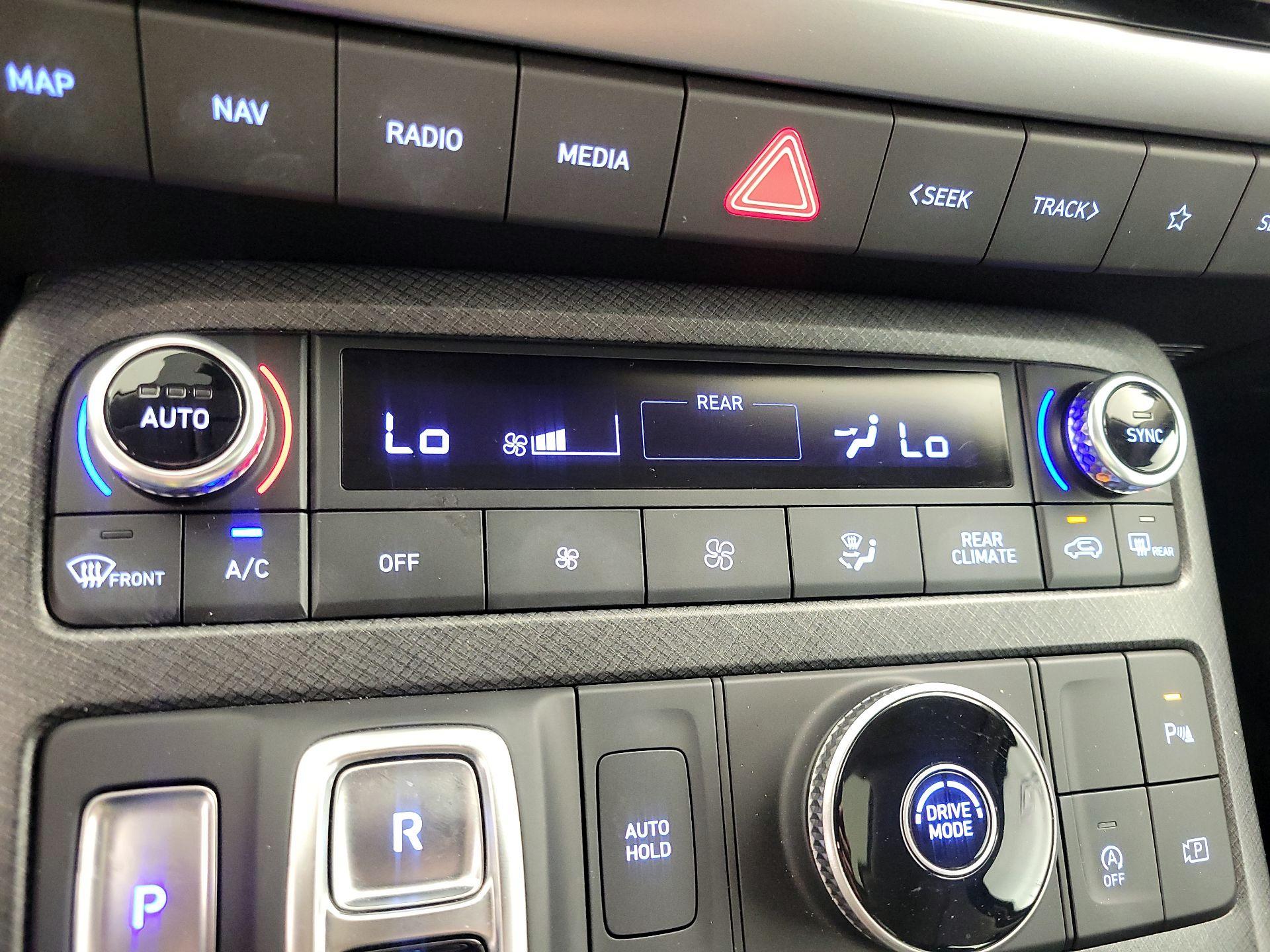 Thumbnail: 2024 Hyundai Palisade - 17