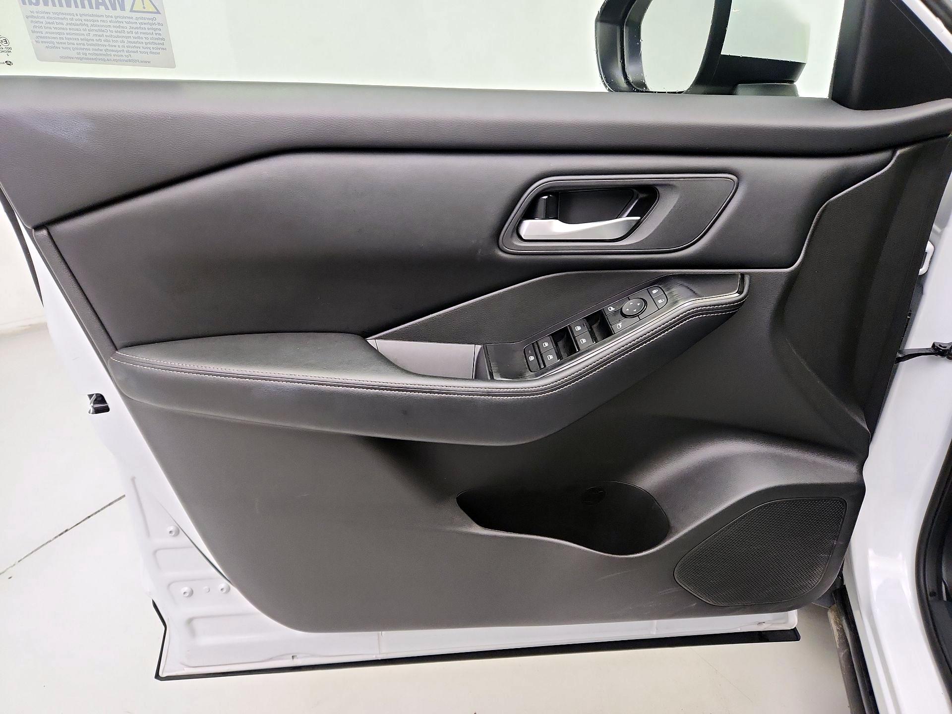 Thumbnail: 2025 Nissan Rogue - 12