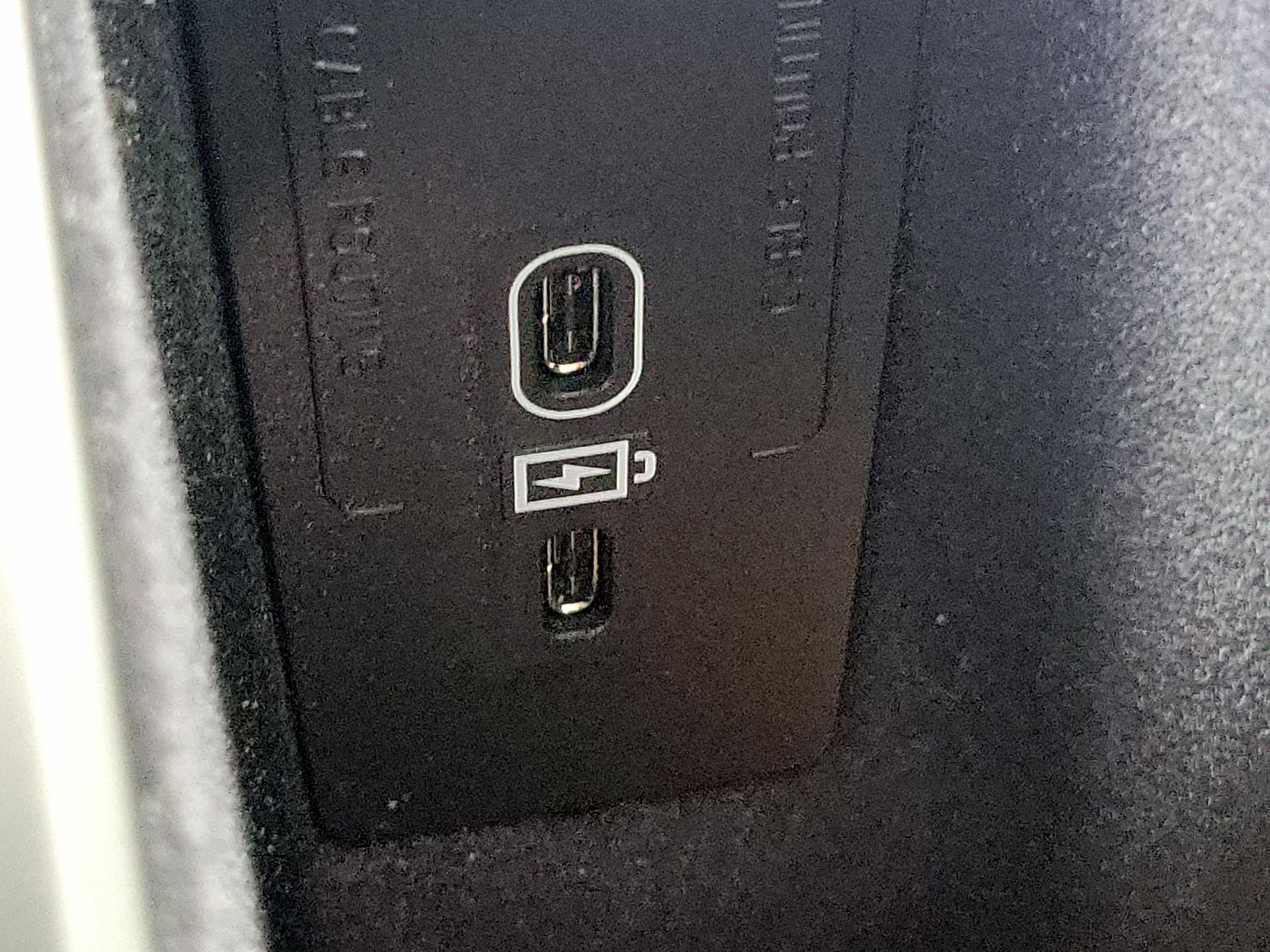 Thumbnail: 2023 Volvo XC90 - 19