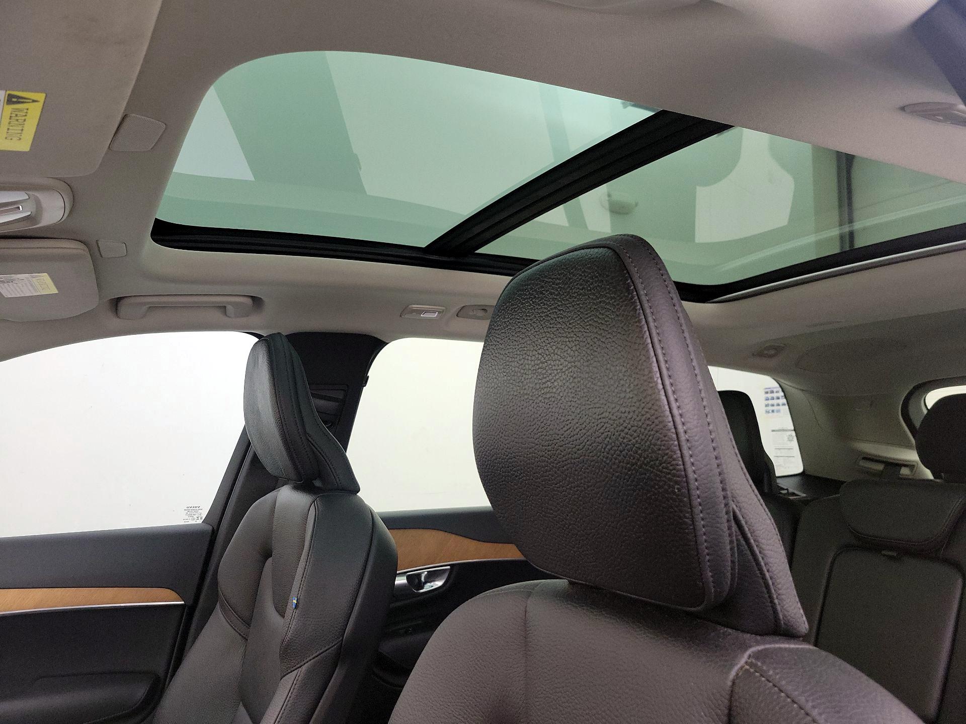 Thumbnail: 2023 Volvo XC90 - 20