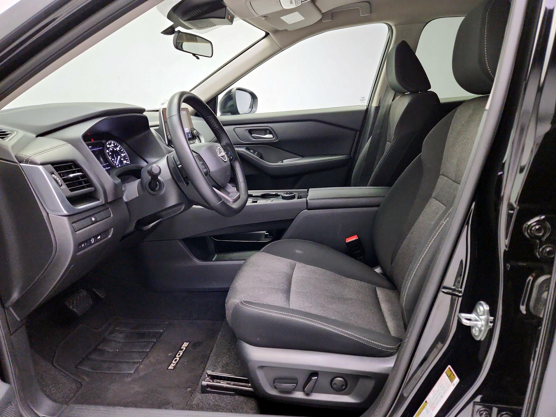 Thumbnail: 2025 Nissan Rogue - 11