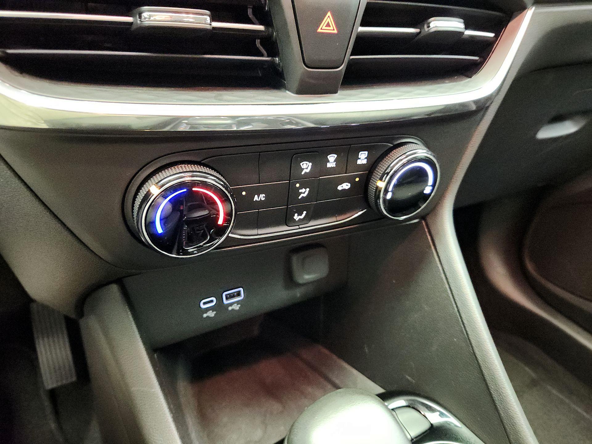 Thumbnail: 2025 Buick Encore GX - 16