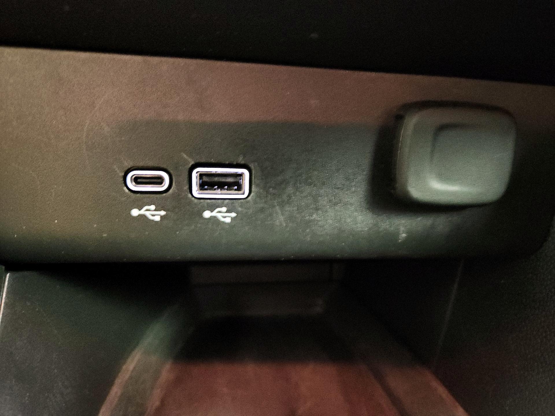 Thumbnail: 2025 Buick Encore GX - 18