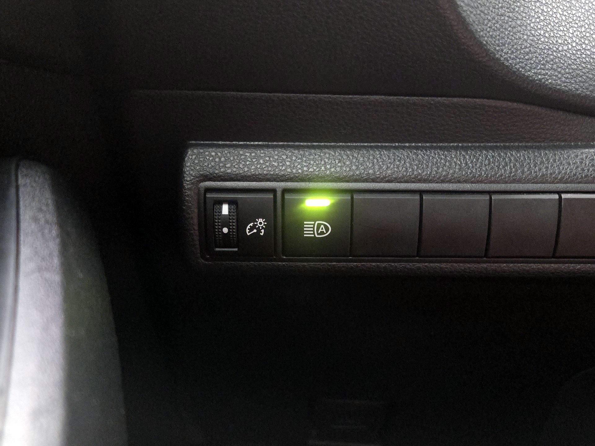 Thumbnail: 2025 Toyota Corolla - 13