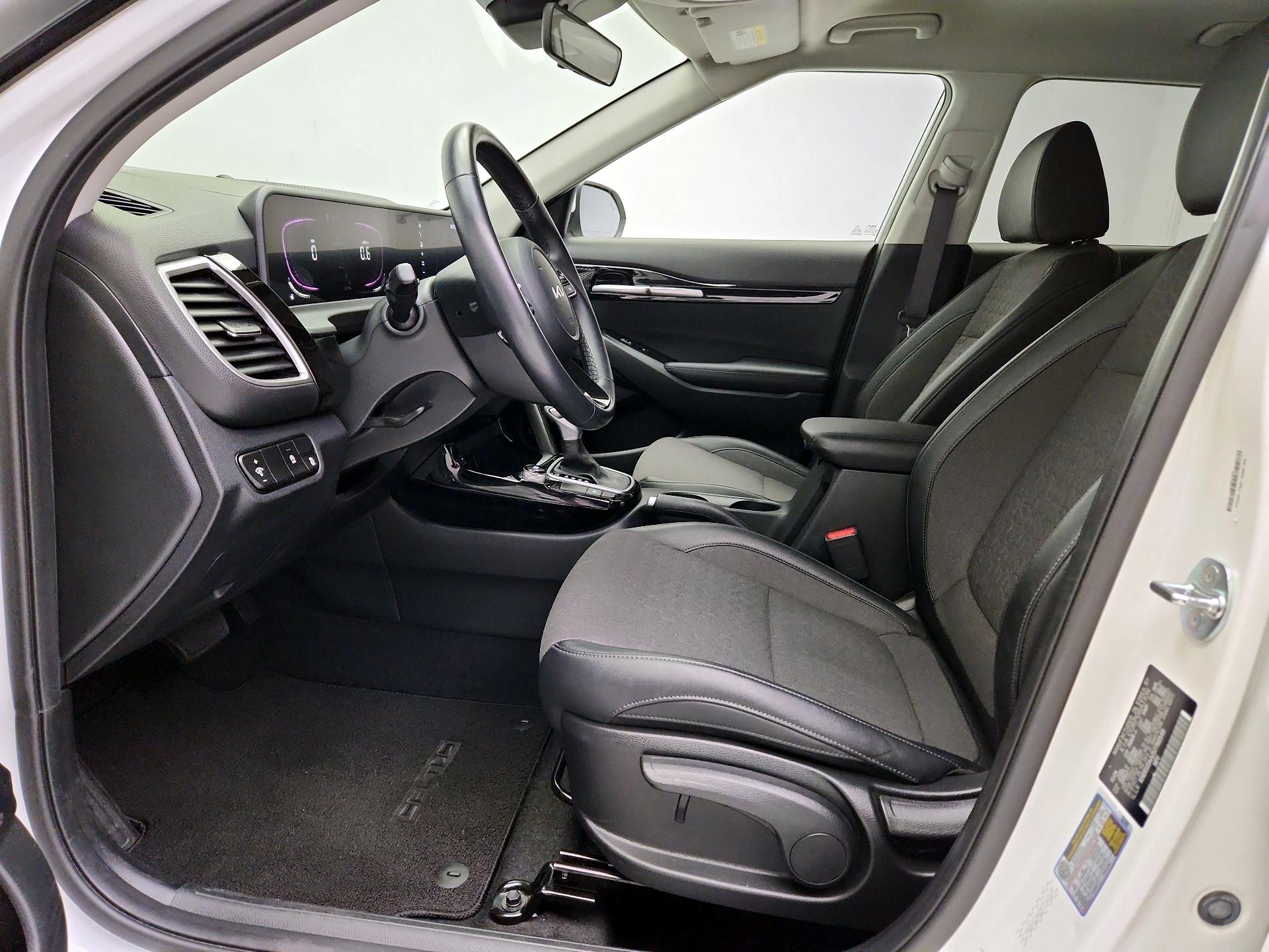 Thumbnail: 2025 Kia Seltos - 11