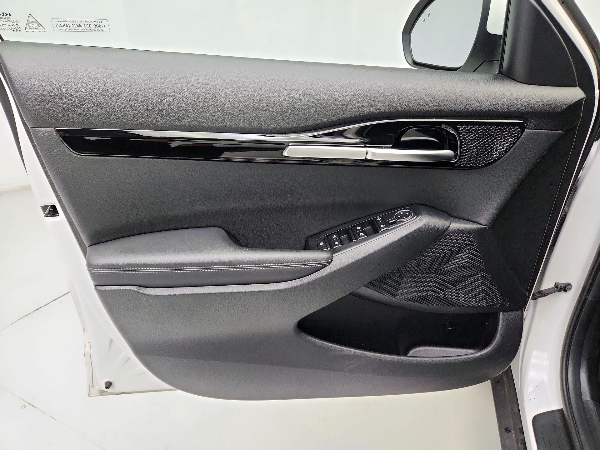 Thumbnail: 2025 Kia Seltos - 12