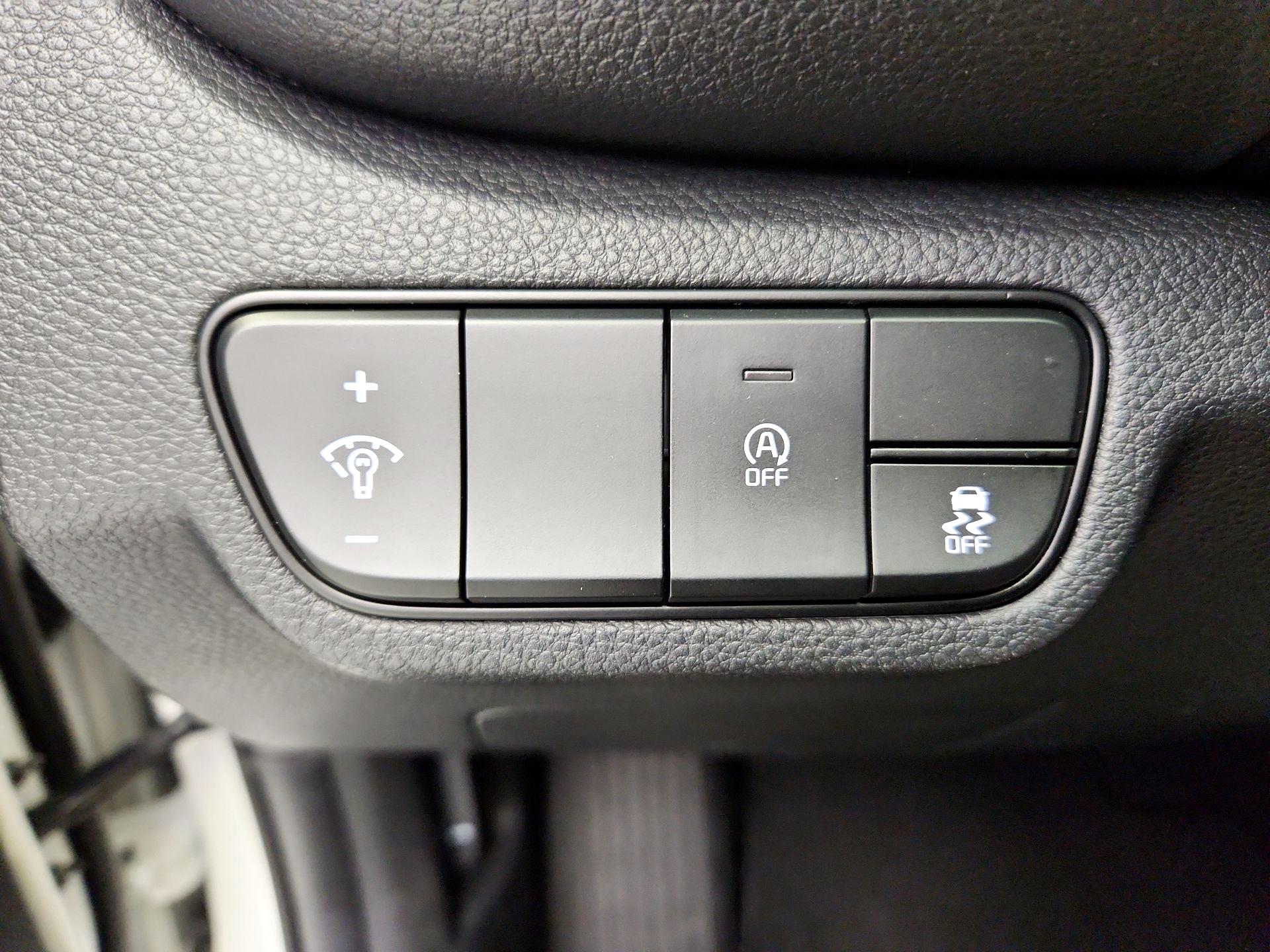 Thumbnail: 2025 Kia Seltos - 13