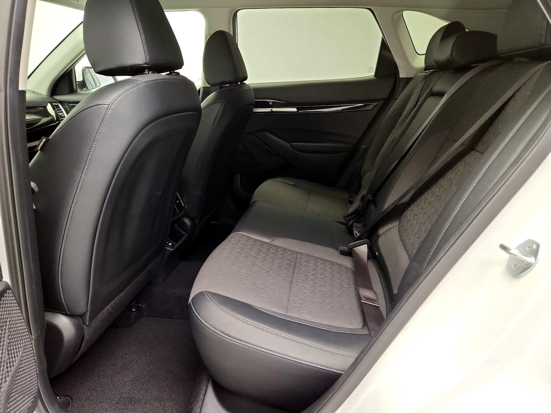 Thumbnail: 2025 Kia Seltos - 20