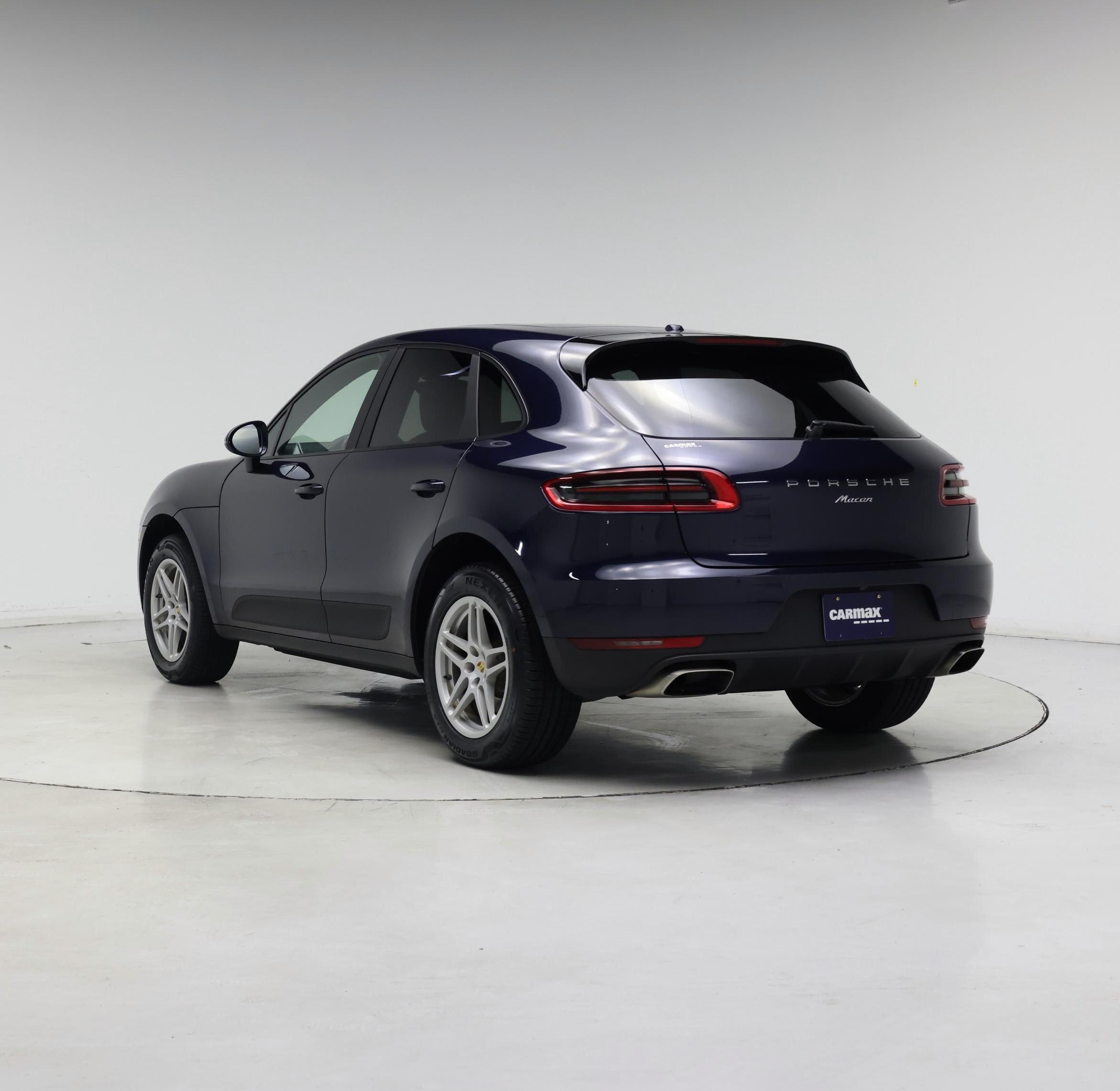 Thumbnail: 2018 Porsche Macan - 2