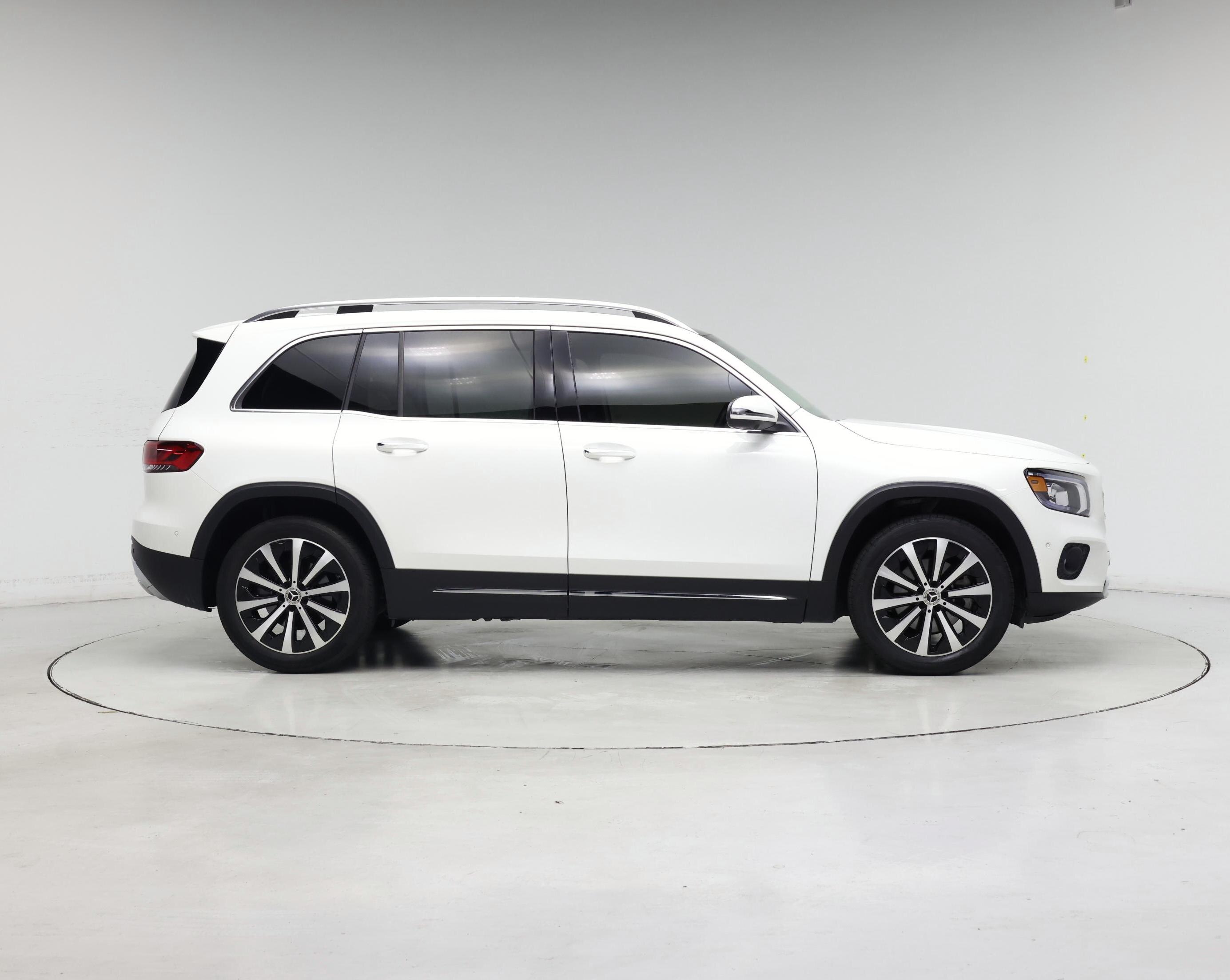 Thumbnail: 2022 Mercedes-Benz GLB - 7