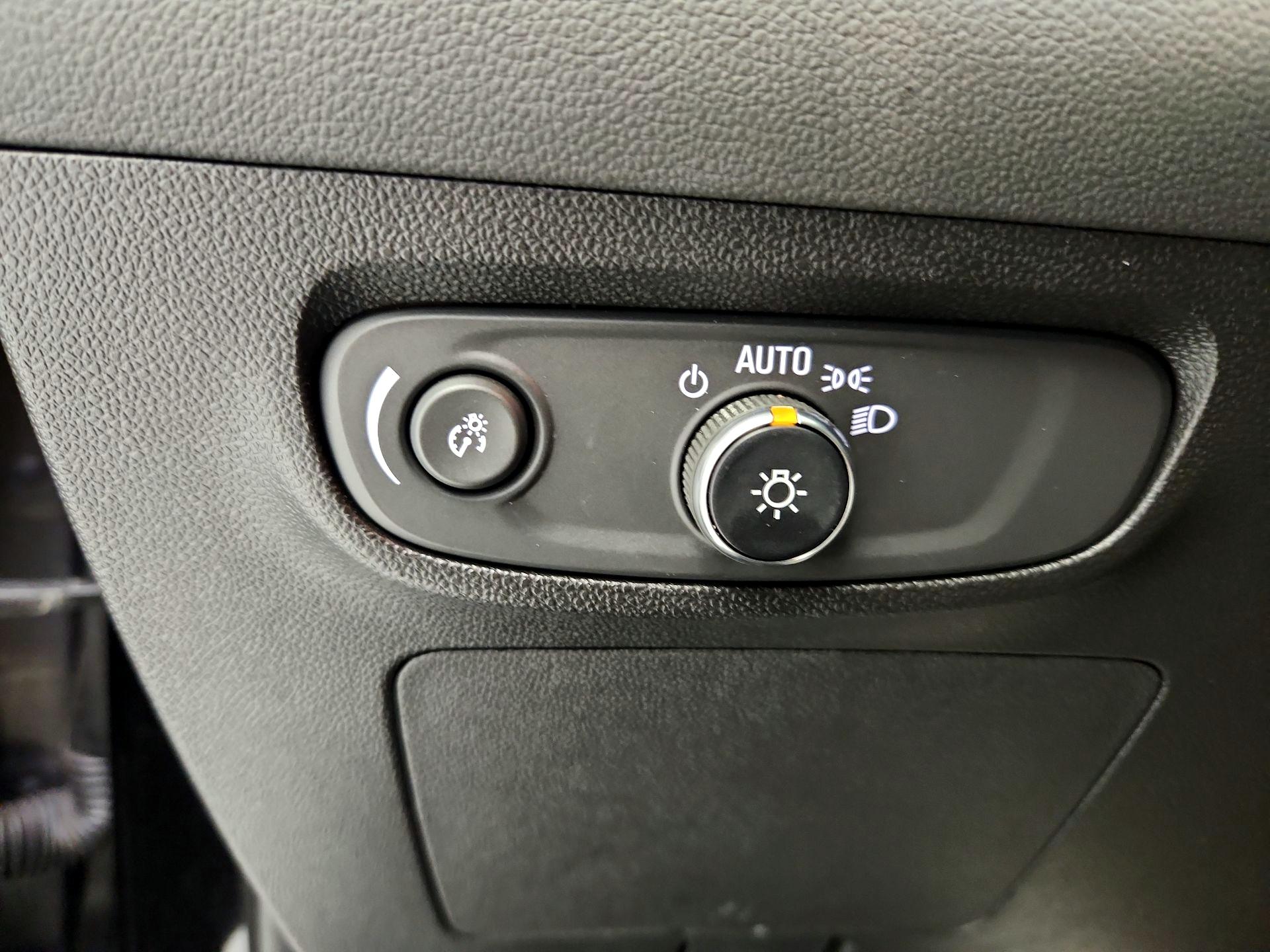 Thumbnail: 2025 Buick Encore GX - 13