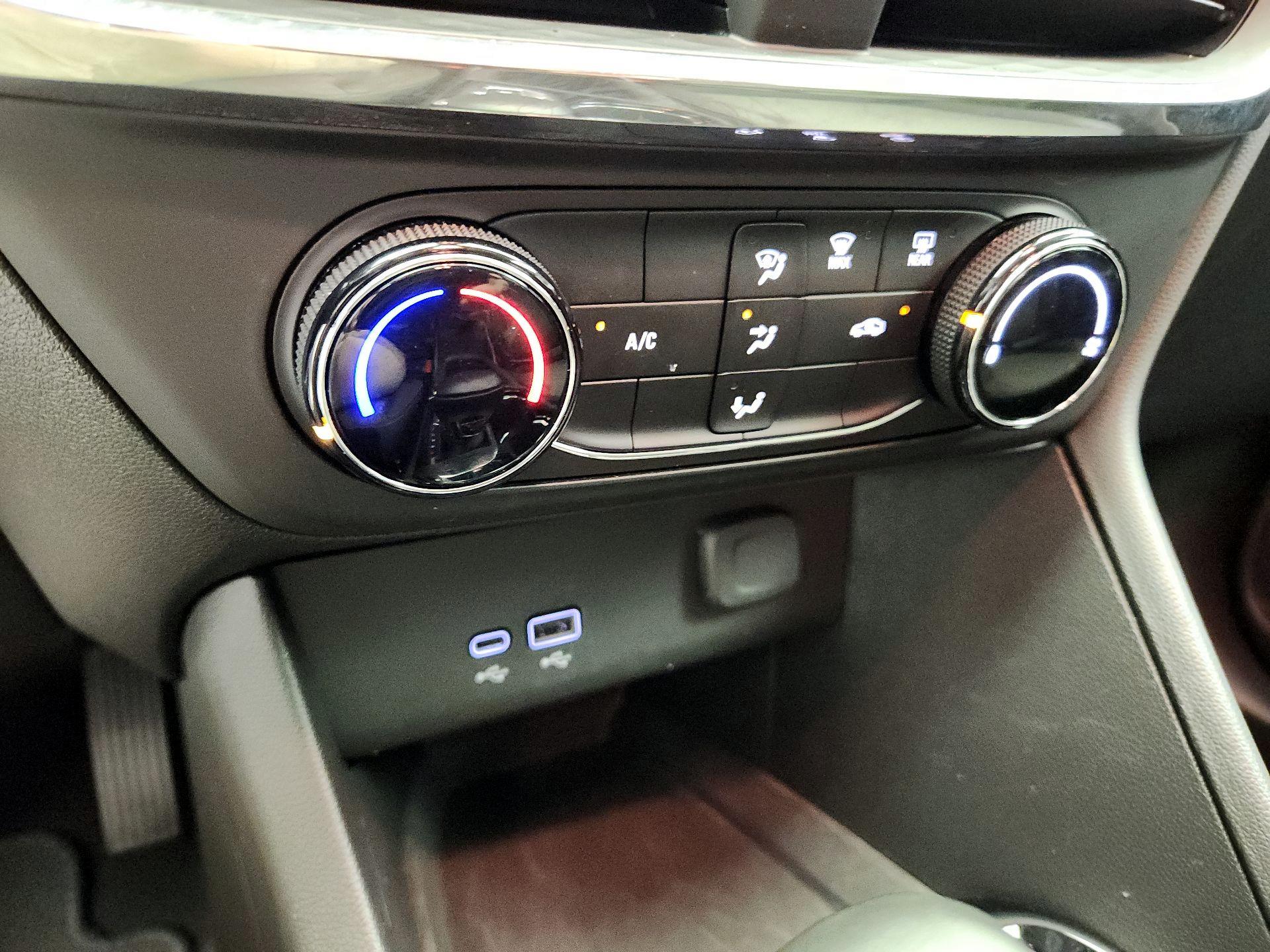 Thumbnail: 2025 Buick Encore GX - 16