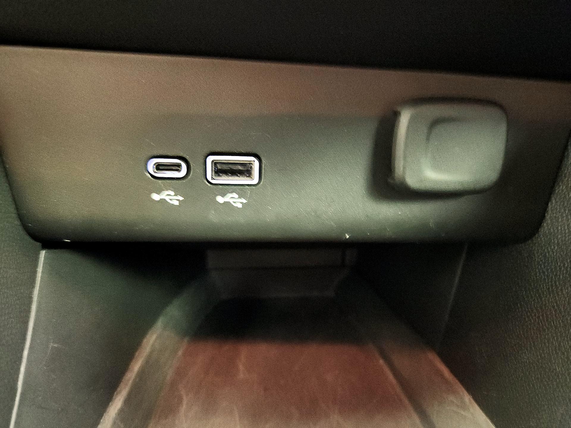 Thumbnail: 2025 Buick Encore GX - 18