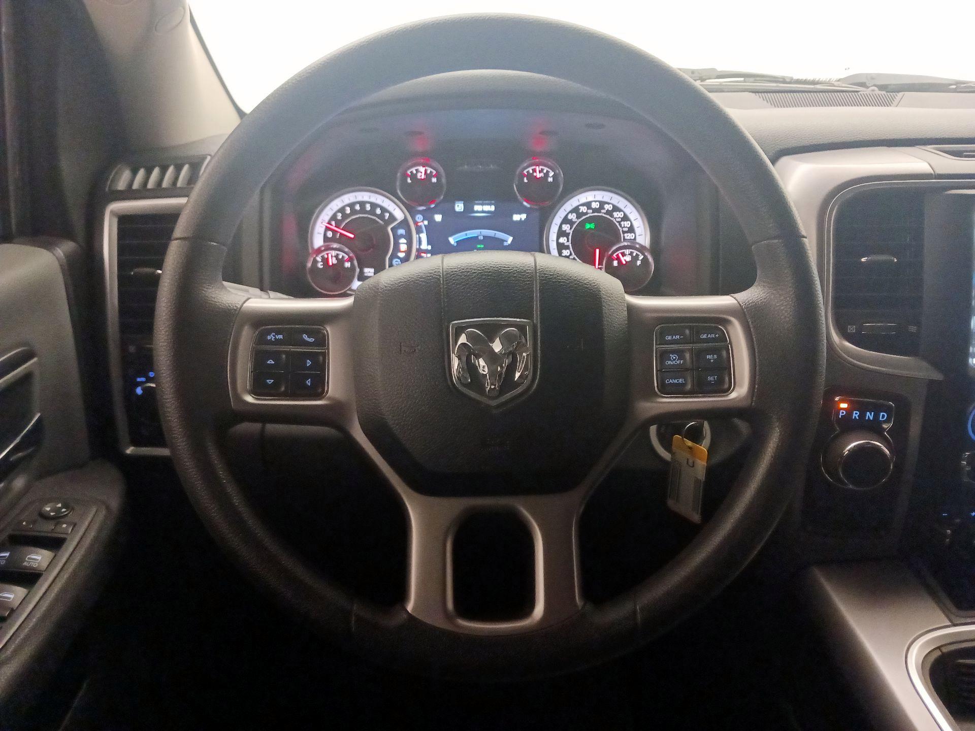 Thumbnail: 2022 RAM 1500 Classic - 10