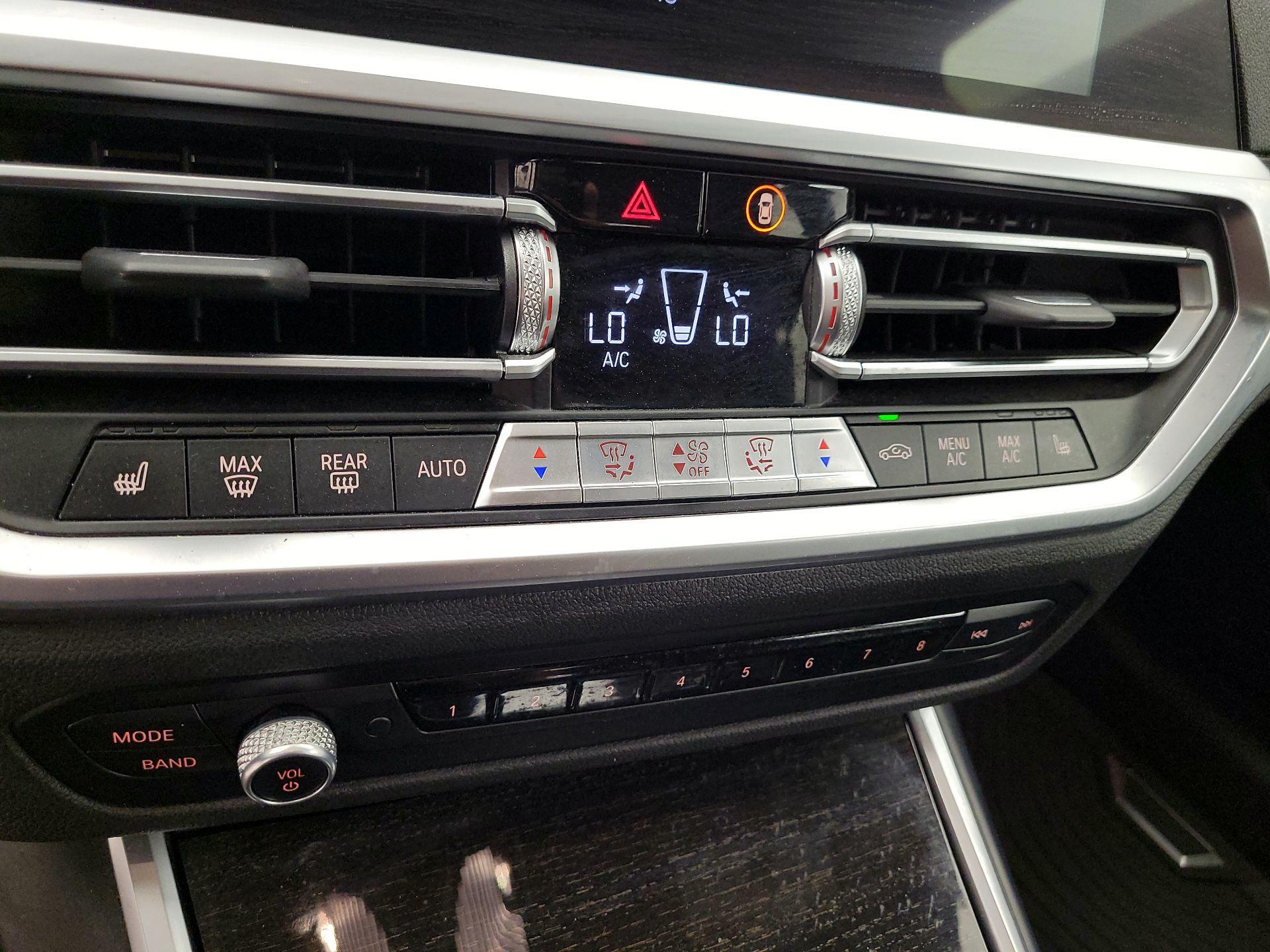 Thumbnail: 2021 BMW 3 Series - 16