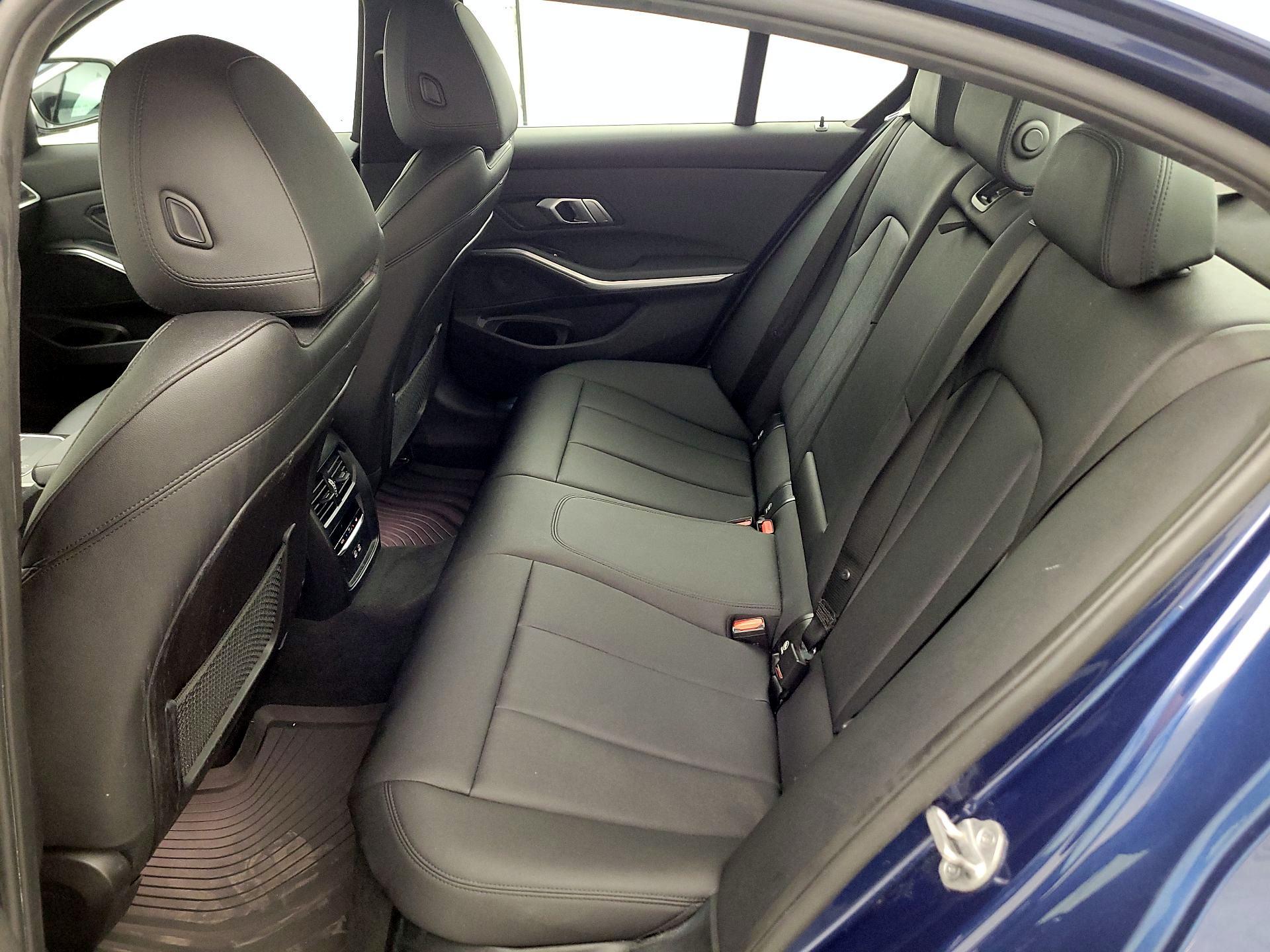 Thumbnail: 2021 BMW 3 Series - 18