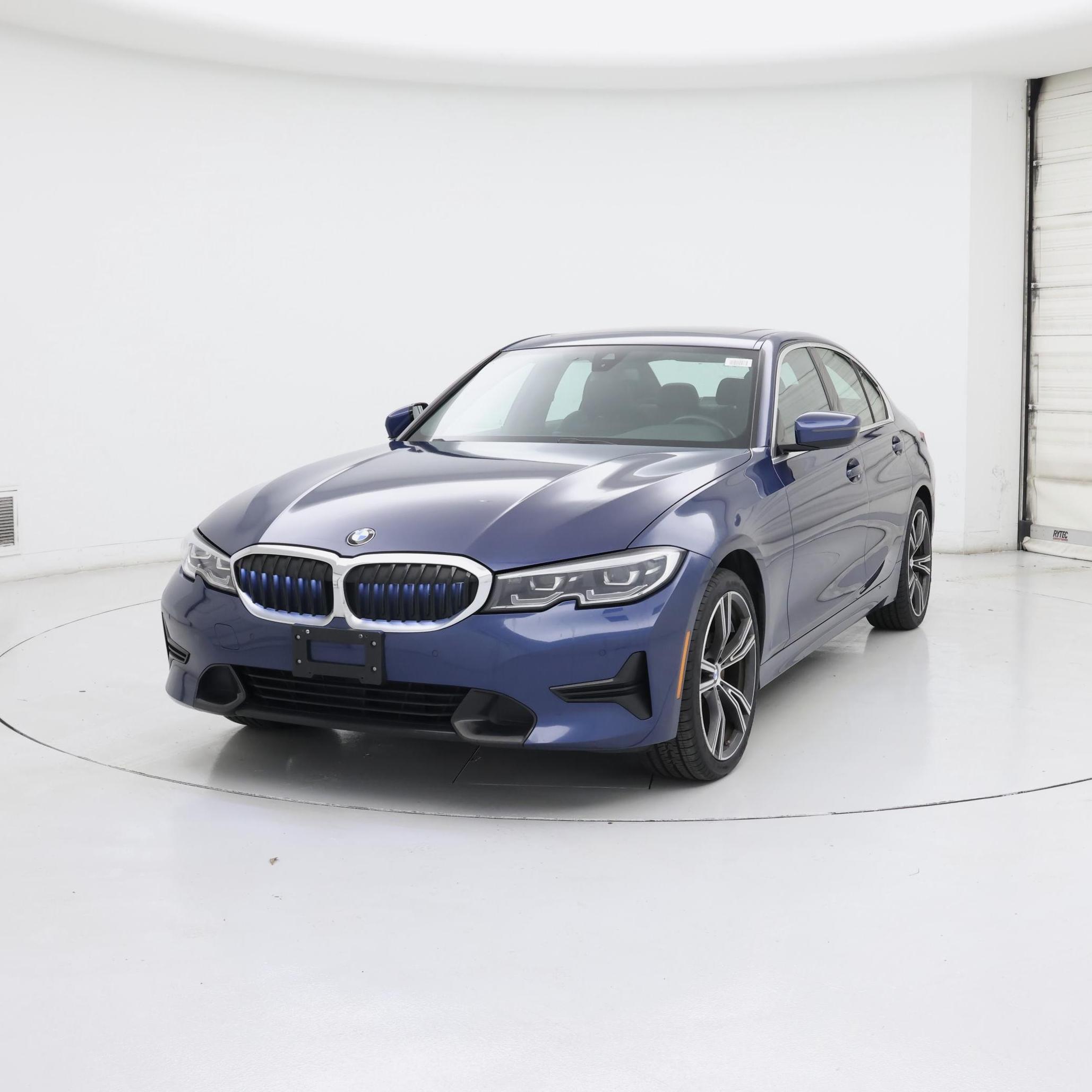 Thumbnail: 2021 BMW 3 Series - 4