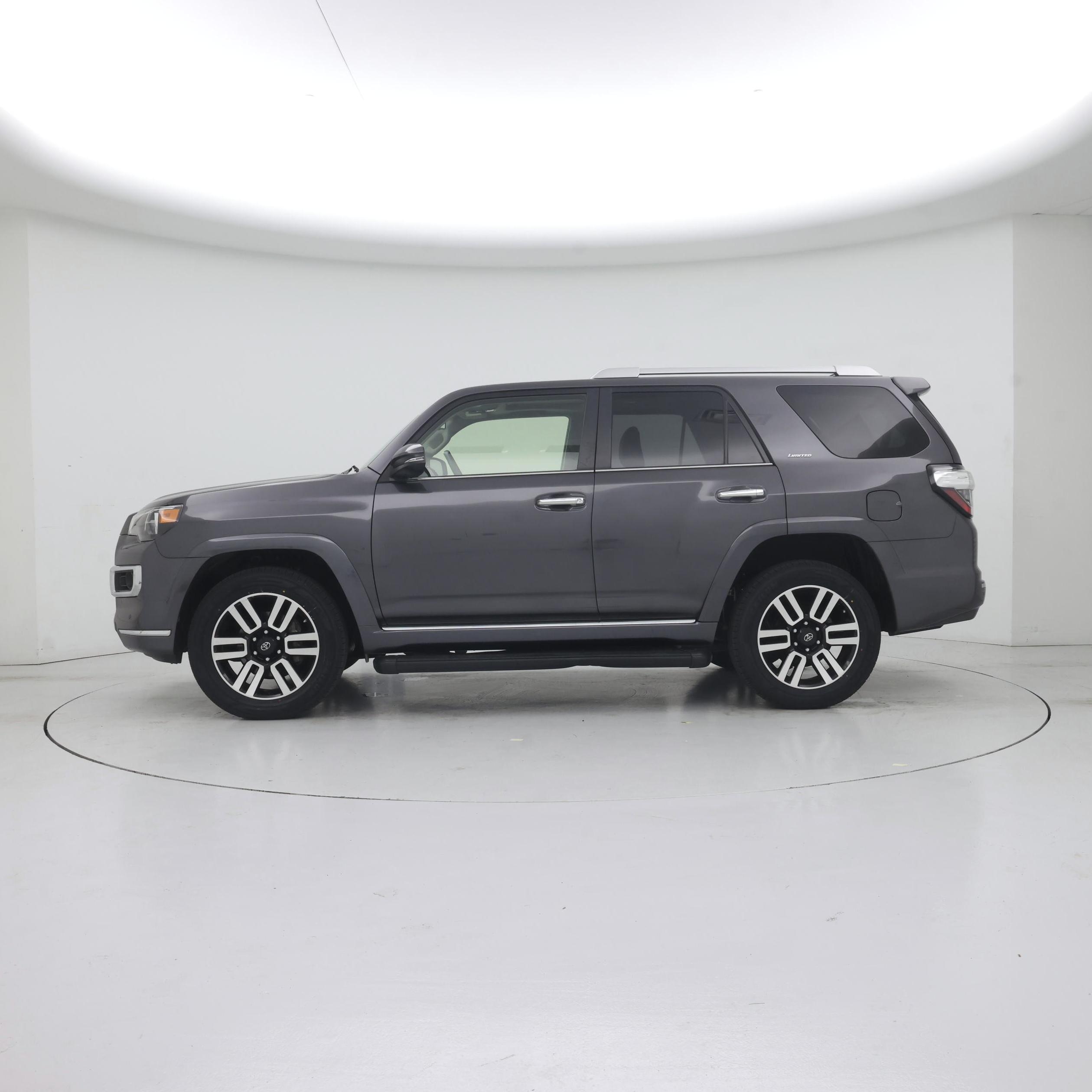 Thumbnail: 2021 Toyota 4Runner - 3