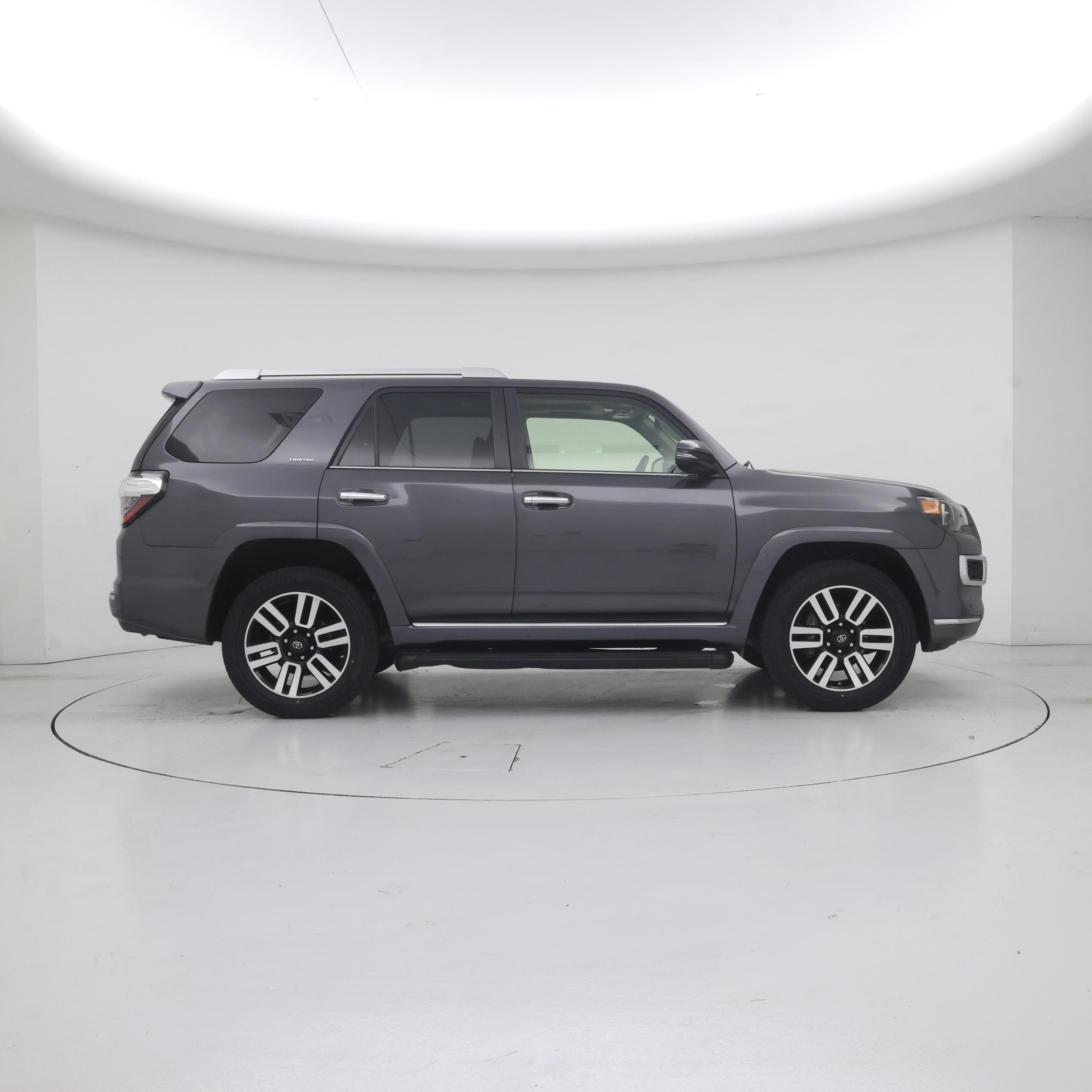 Thumbnail: 2021 Toyota 4Runner - 7