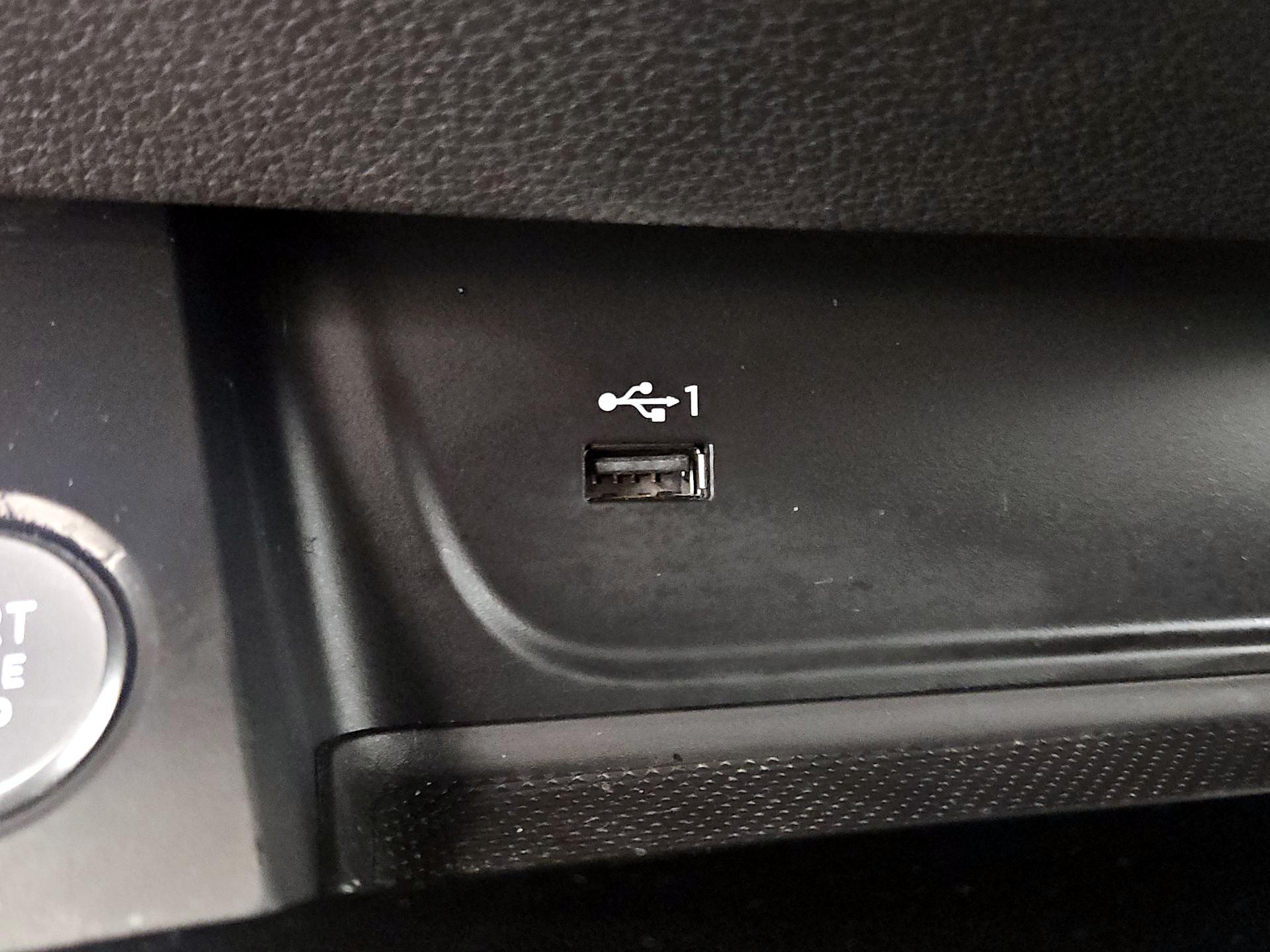 Thumbnail: 2023 Audi A4 - 18