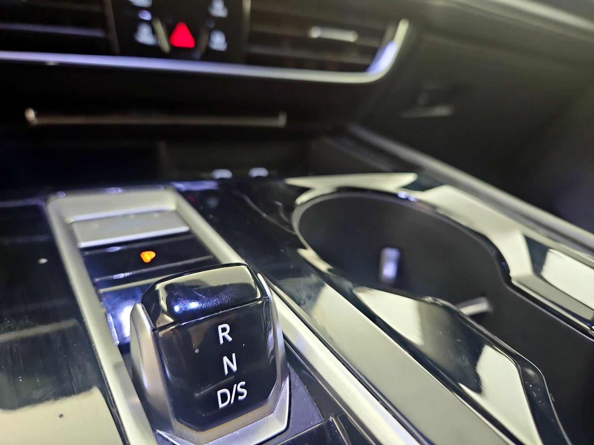 Thumbnail: 2024 Volkswagen Atlas - 15