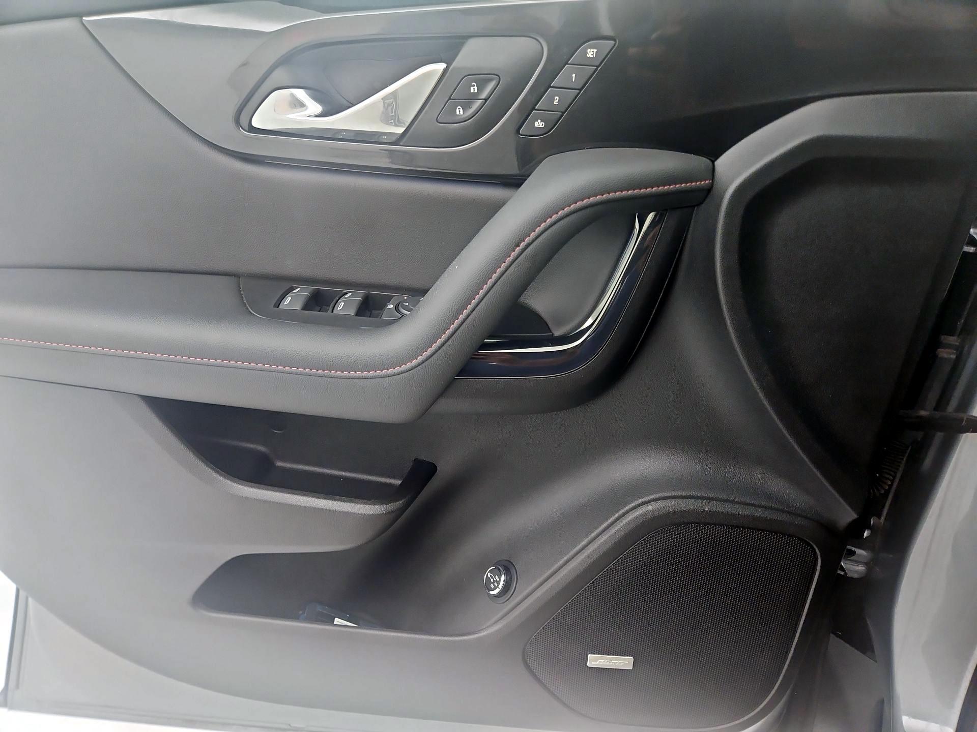 Thumbnail: 2023 Chevrolet Blazer - 12