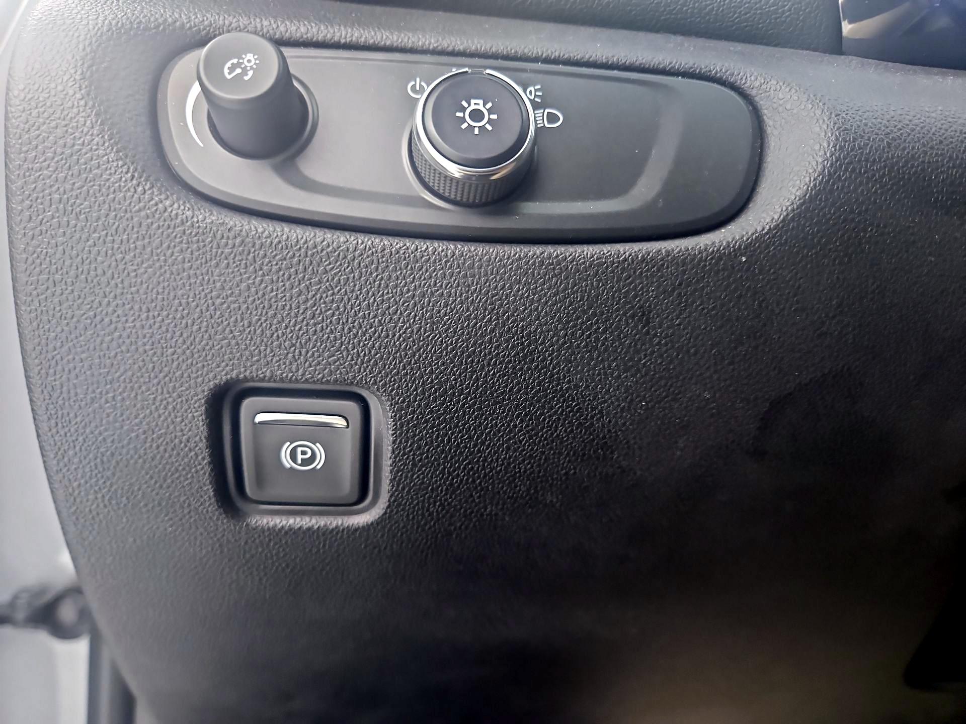 Thumbnail: 2023 Chevrolet Blazer - 13