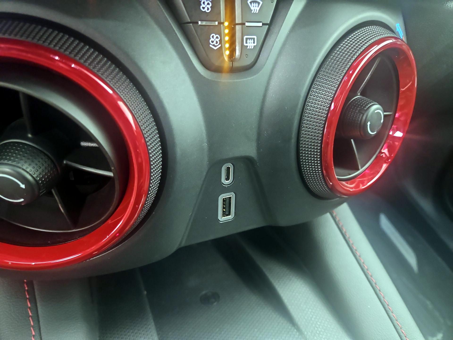 Thumbnail: 2023 Chevrolet Blazer - 19