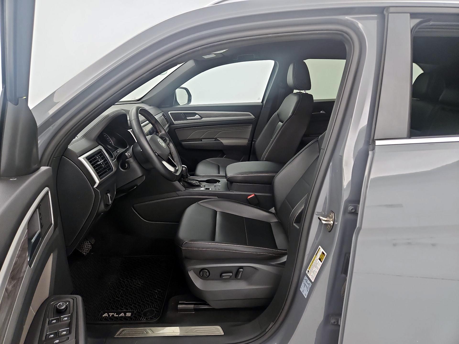 Thumbnail: 2021 Volkswagen Atlas - 11