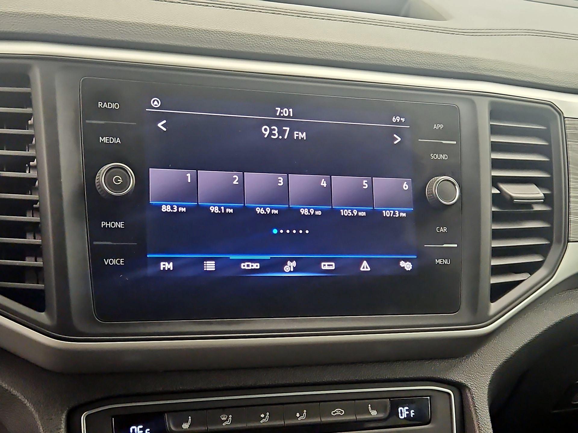 Thumbnail: 2021 Volkswagen Atlas - 15