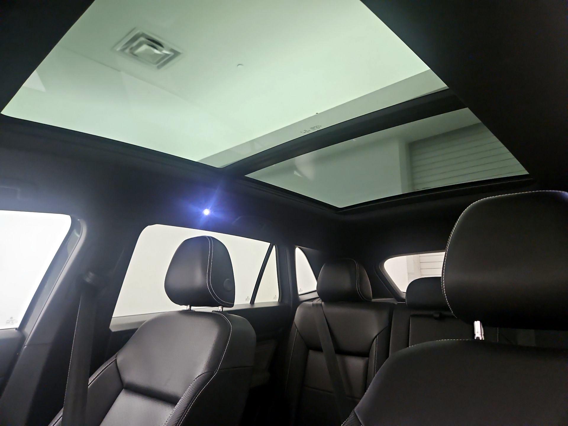 Thumbnail: 2023 Volkswagen Atlas - 18