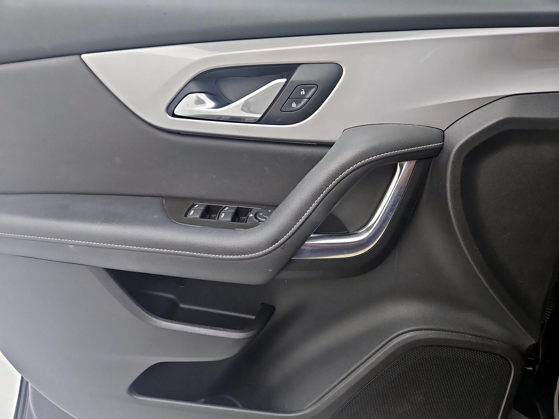 Thumbnail: 2023 Chevrolet Blazer - 12