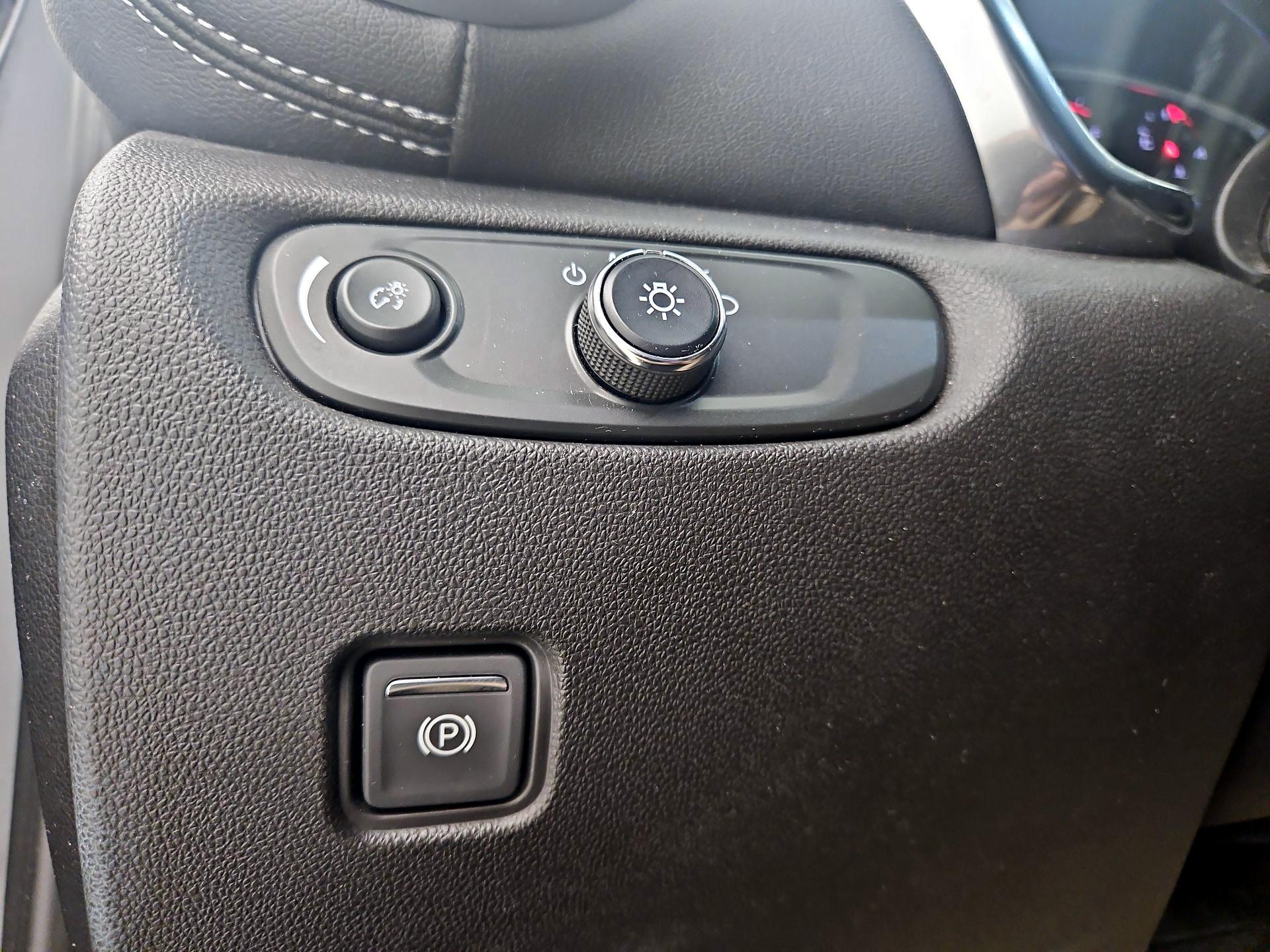 Thumbnail: 2023 Chevrolet Blazer - 13