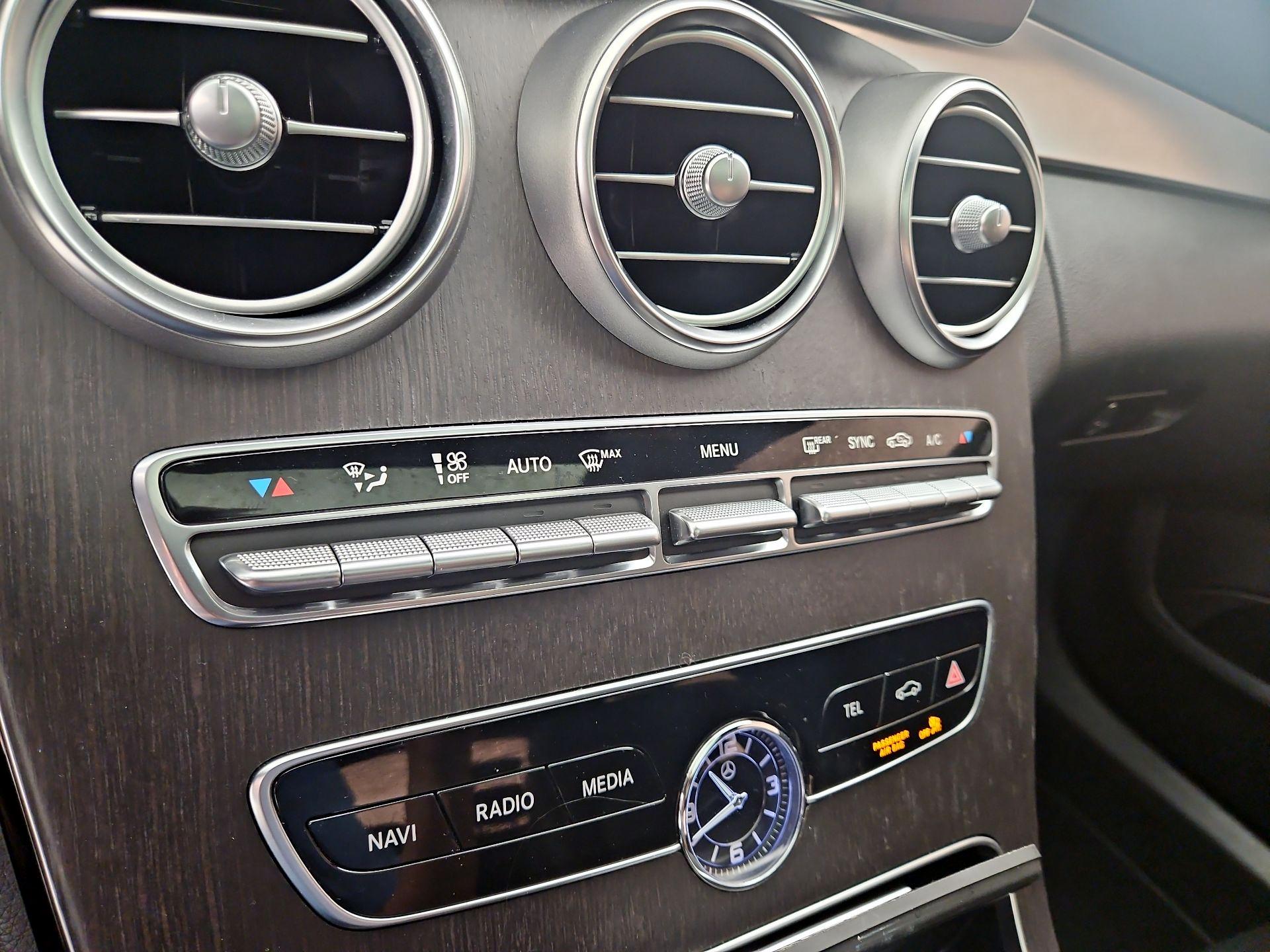 Thumbnail: 2021 Mercedes-Benz C-Class - 16