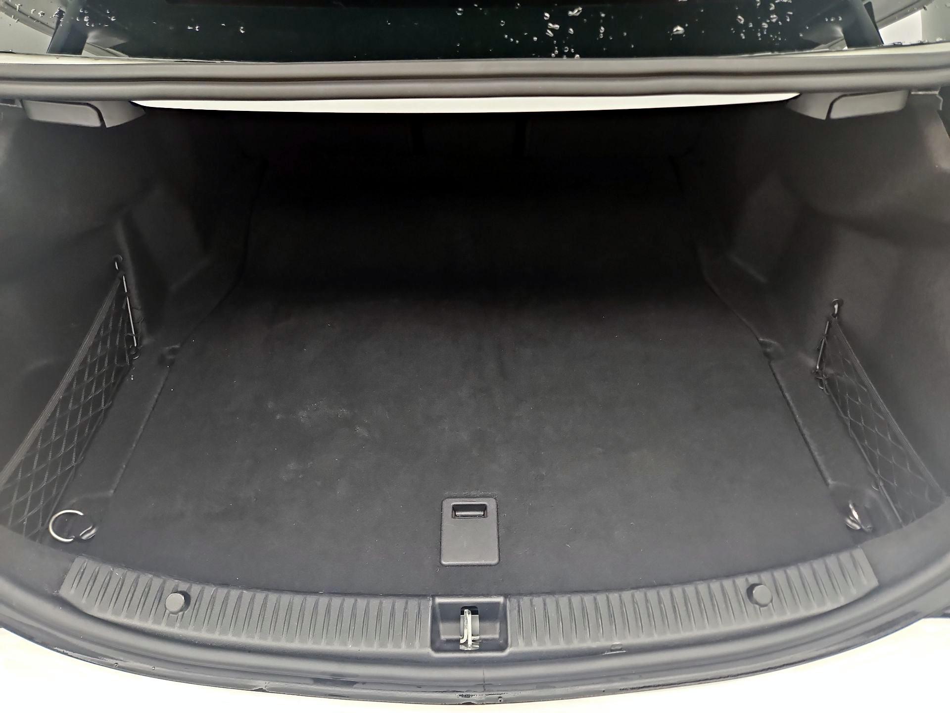 Thumbnail: 2021 Mercedes-Benz C-Class - 20