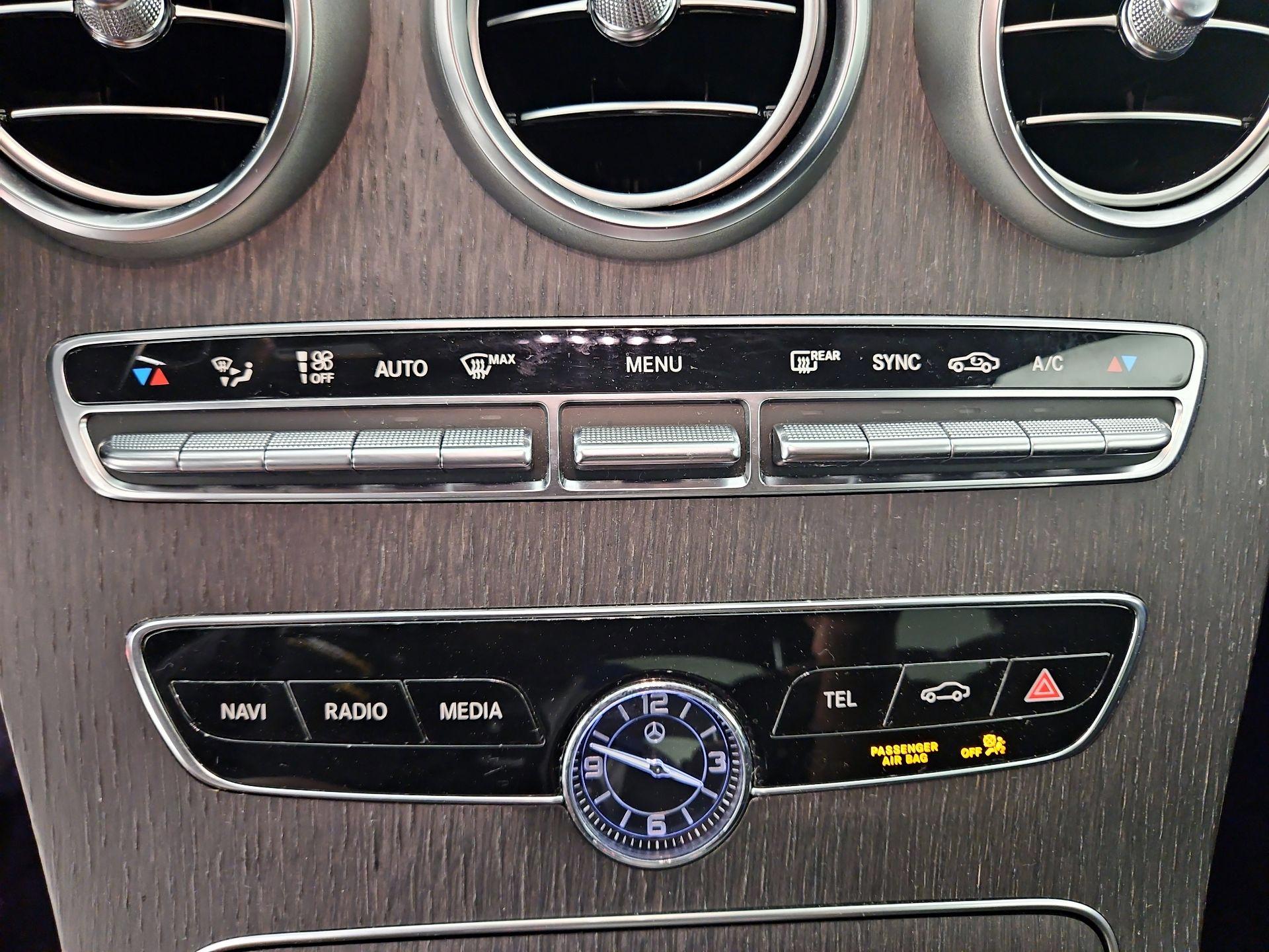 Thumbnail: 2020 Mercedes-Benz C-Class - 16