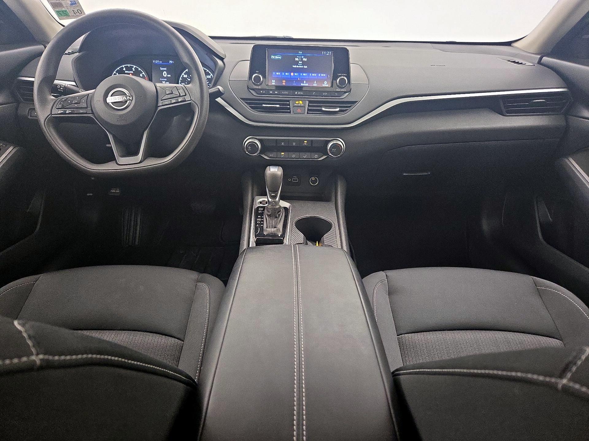 Thumbnail: 2023 Nissan Altima - 9