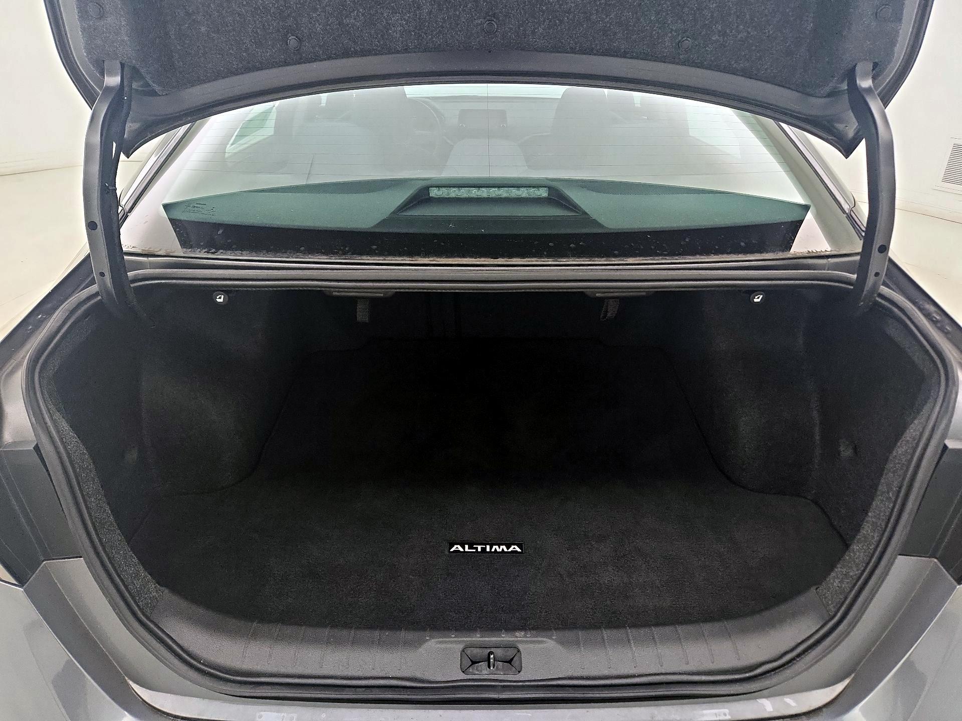 Thumbnail: 2023 Nissan Altima - 20