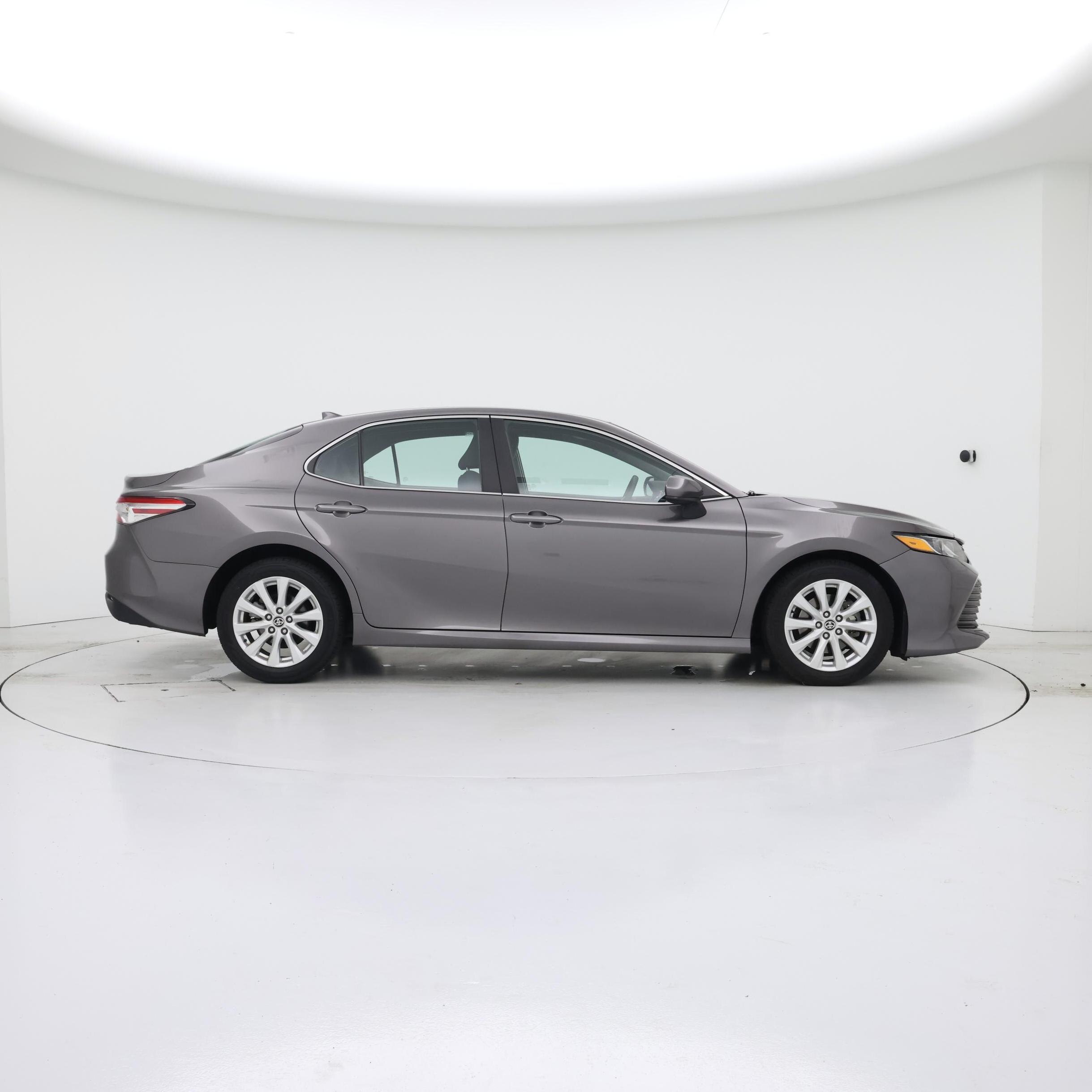 Thumbnail: 2020 Toyota Camry - 7