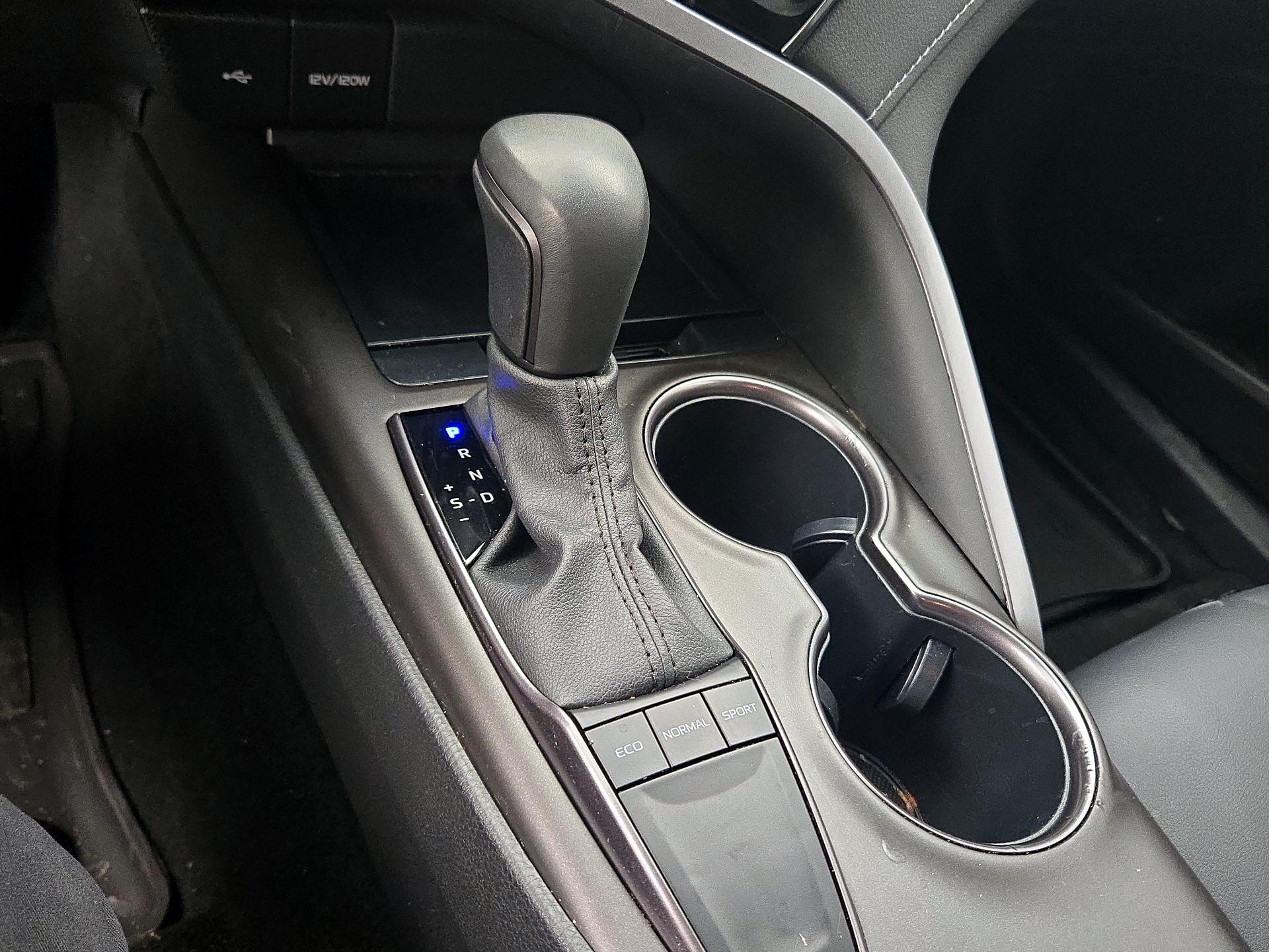 Thumbnail: 2023 Toyota Camry - 17