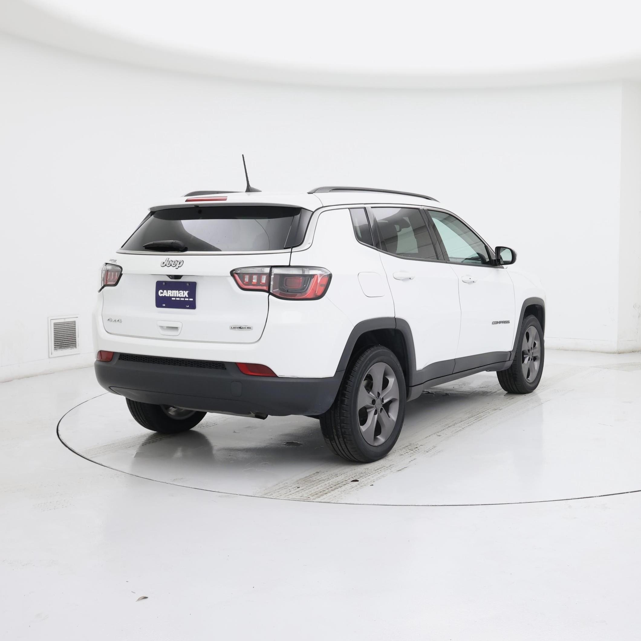Thumbnail: 2022 Jeep Compass - 8