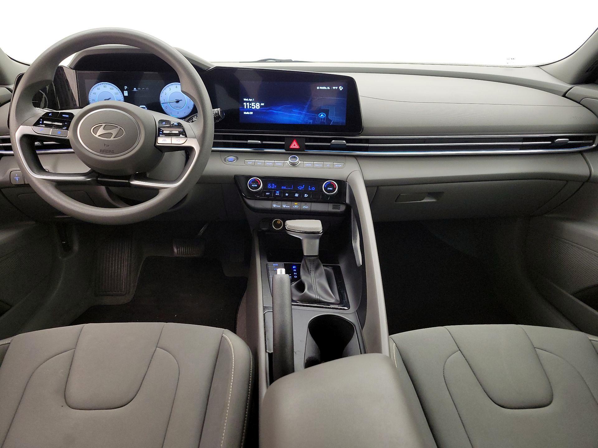 Thumbnail: 2024 Hyundai Elantra - 9