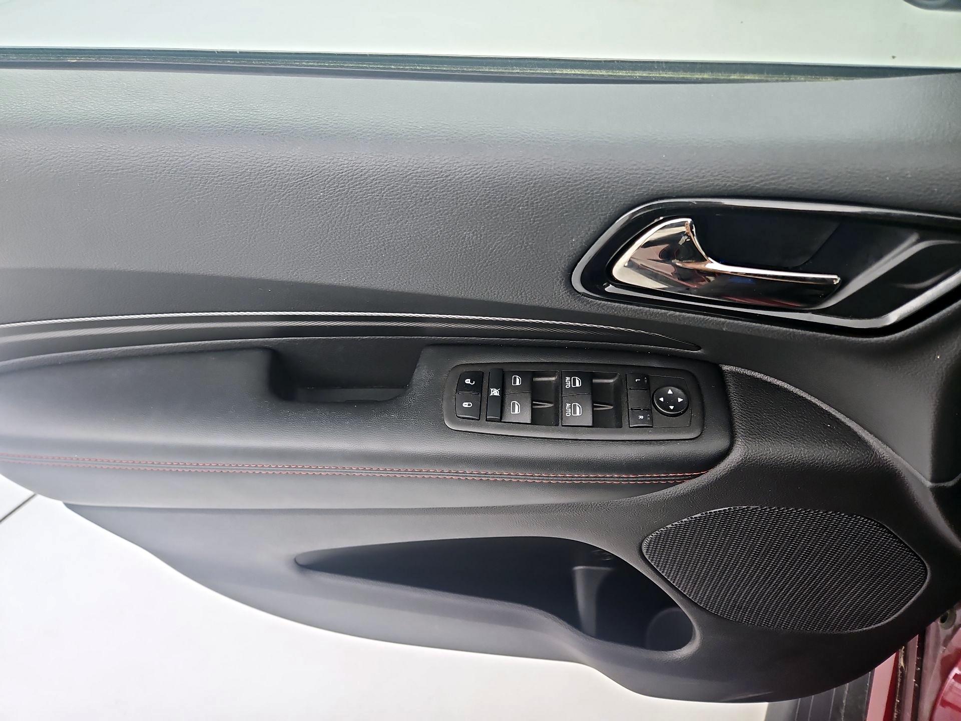 Thumbnail: 2023 Dodge Durango - 12