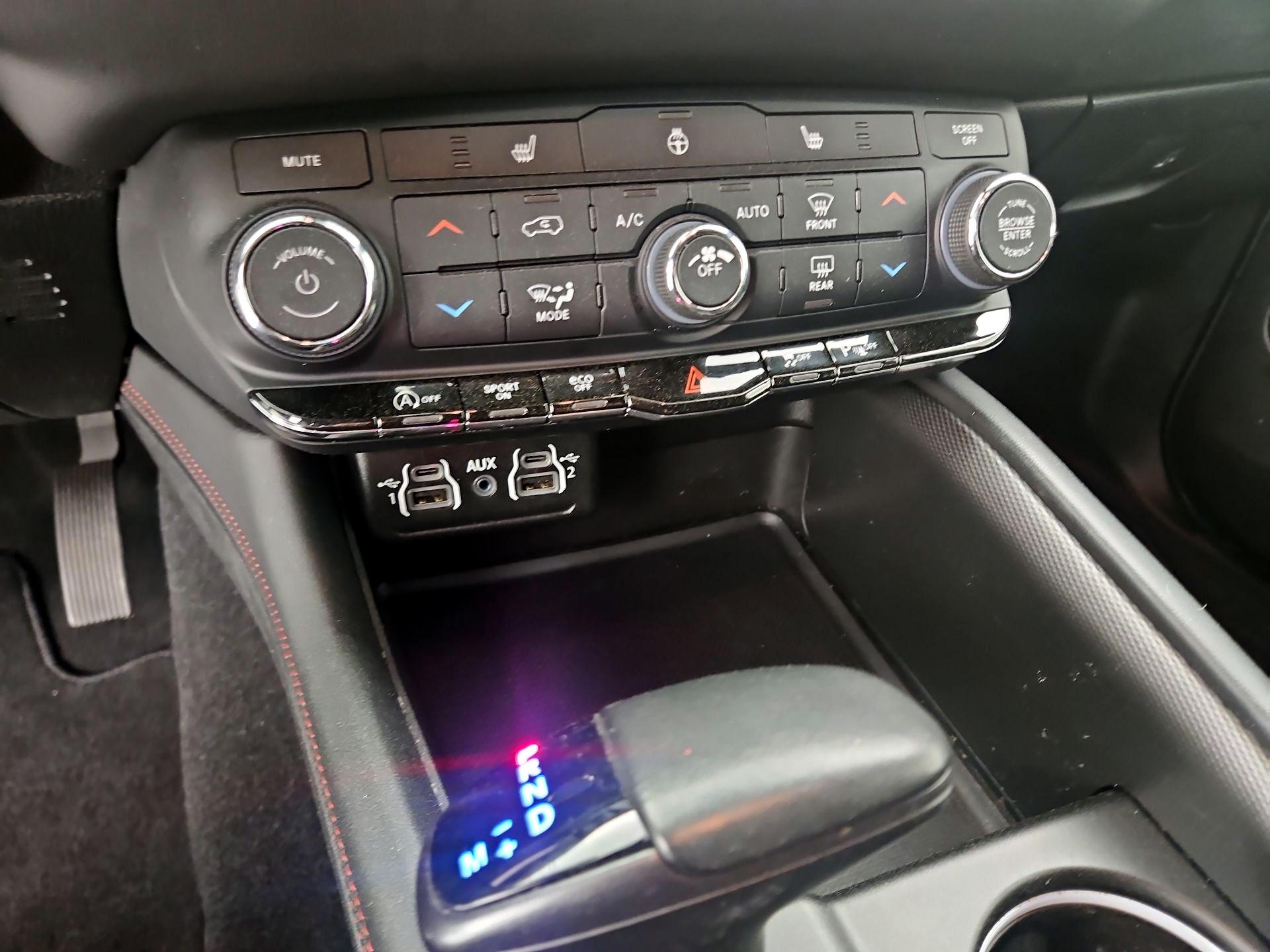 Thumbnail: 2023 Dodge Durango - 19