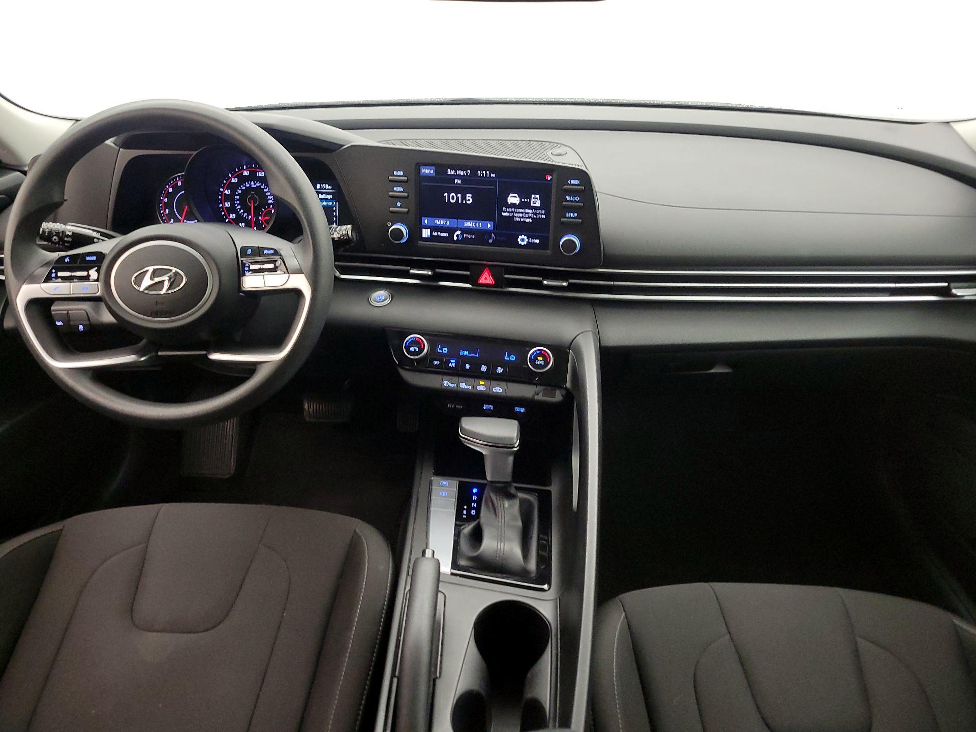 Thumbnail: 2023 Hyundai Elantra - 9
