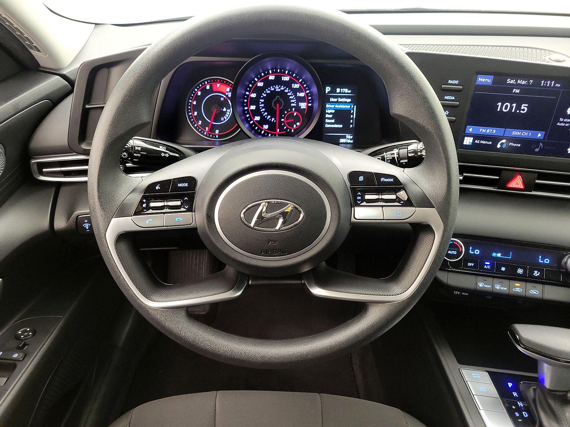 Thumbnail: 2023 Hyundai Elantra - 10