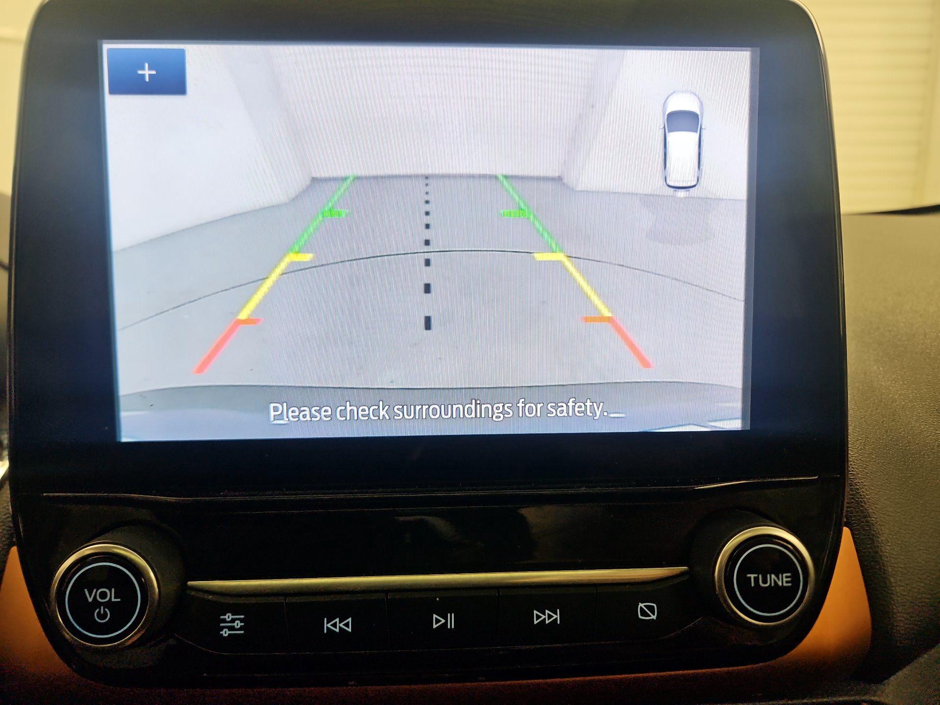 Thumbnail: 2021 Ford EcoSport - 14